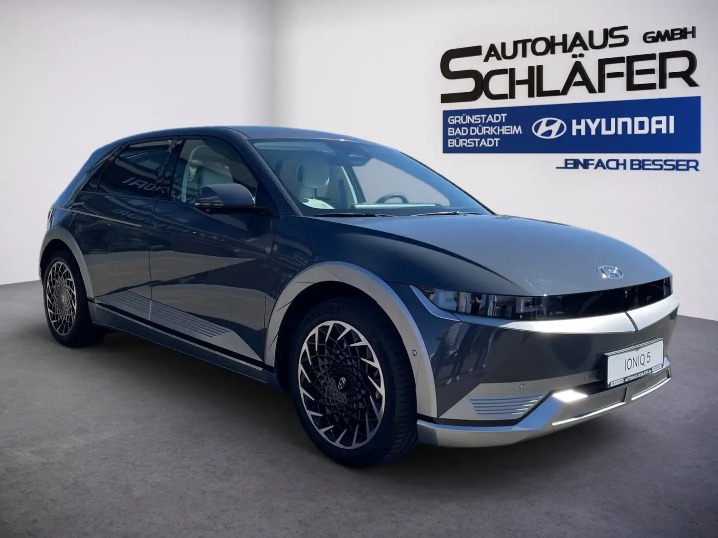 Hyundai IONIQ 5 Uniq 77,4 kWh Assi 20Zoll Relax Grau - 2