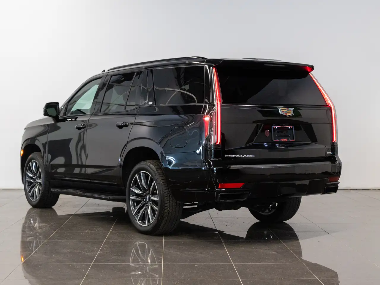 Cadillac Escalade снимка Cadillac Escalade