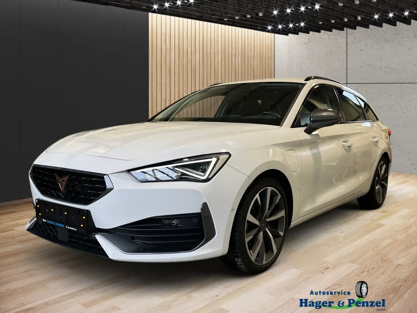 CUPRA Leon Sportstourer e-Hybrid Navi Kamera ACC Blanc - 1