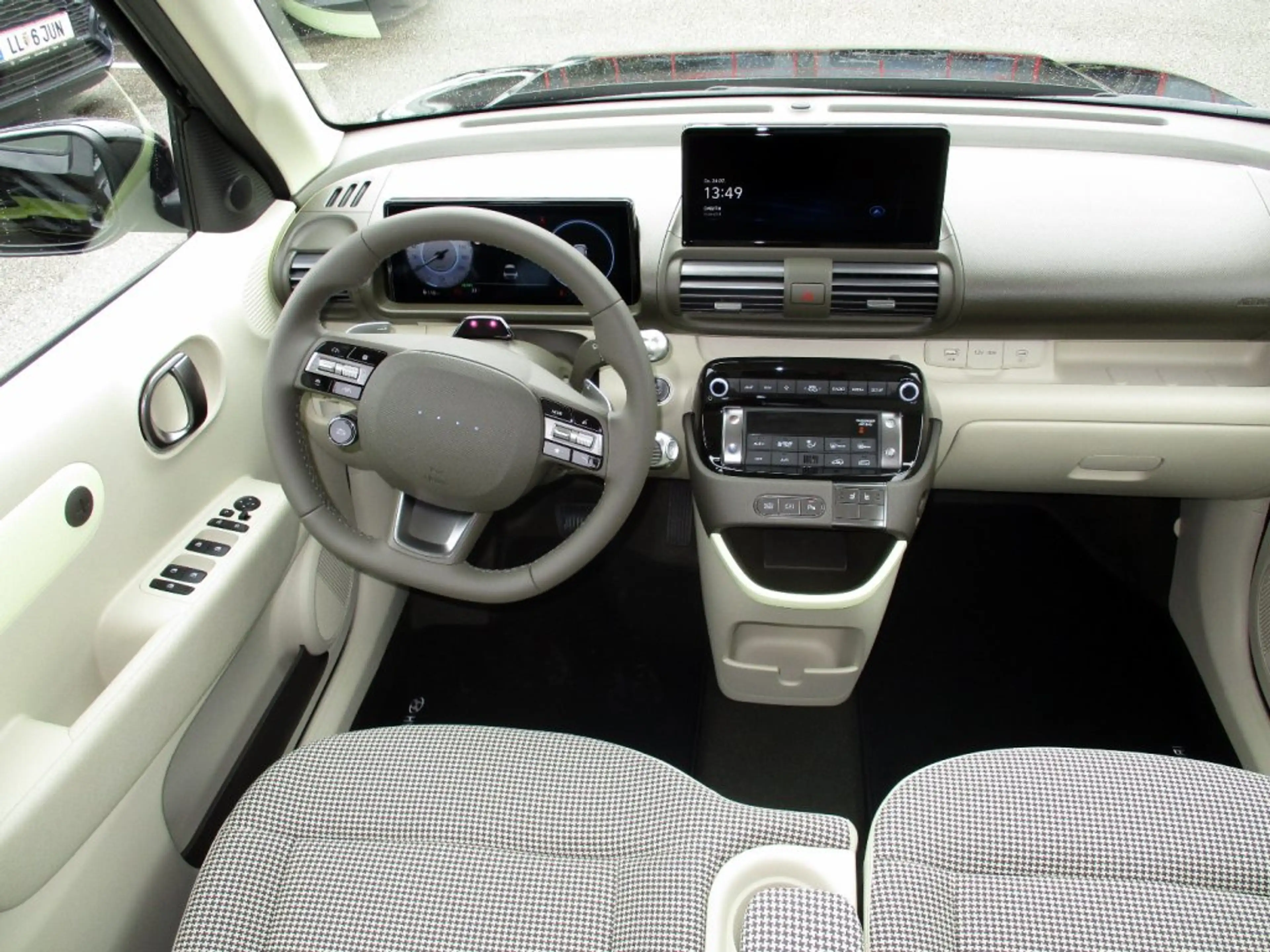 Hyundai Inster Trend Line 49kWh-P3-O1  Barpreis!!! — photo 5