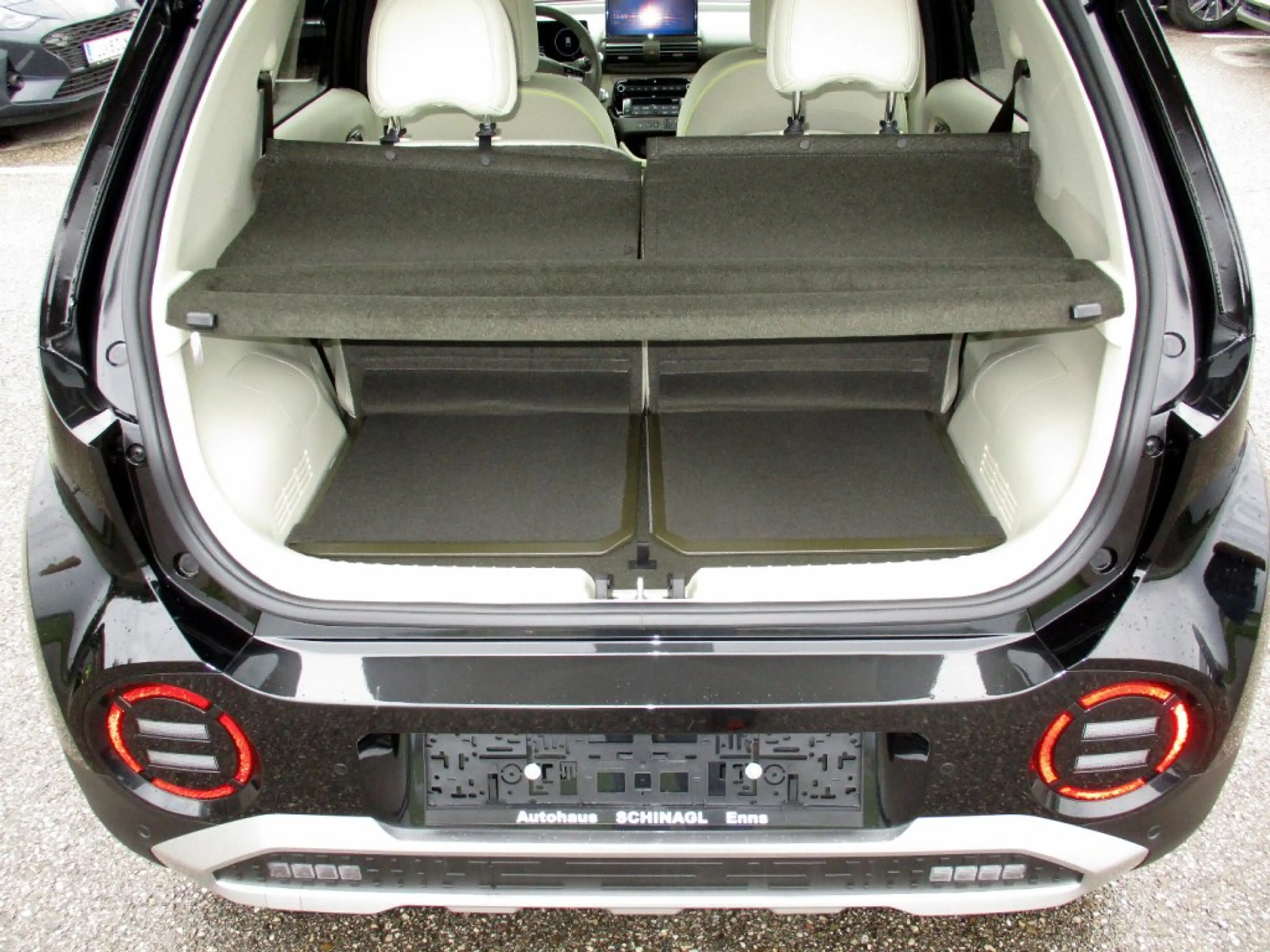Hyundai Inster Trend Line 49kWh-P3-O1  Barpreis!!! — photo 4