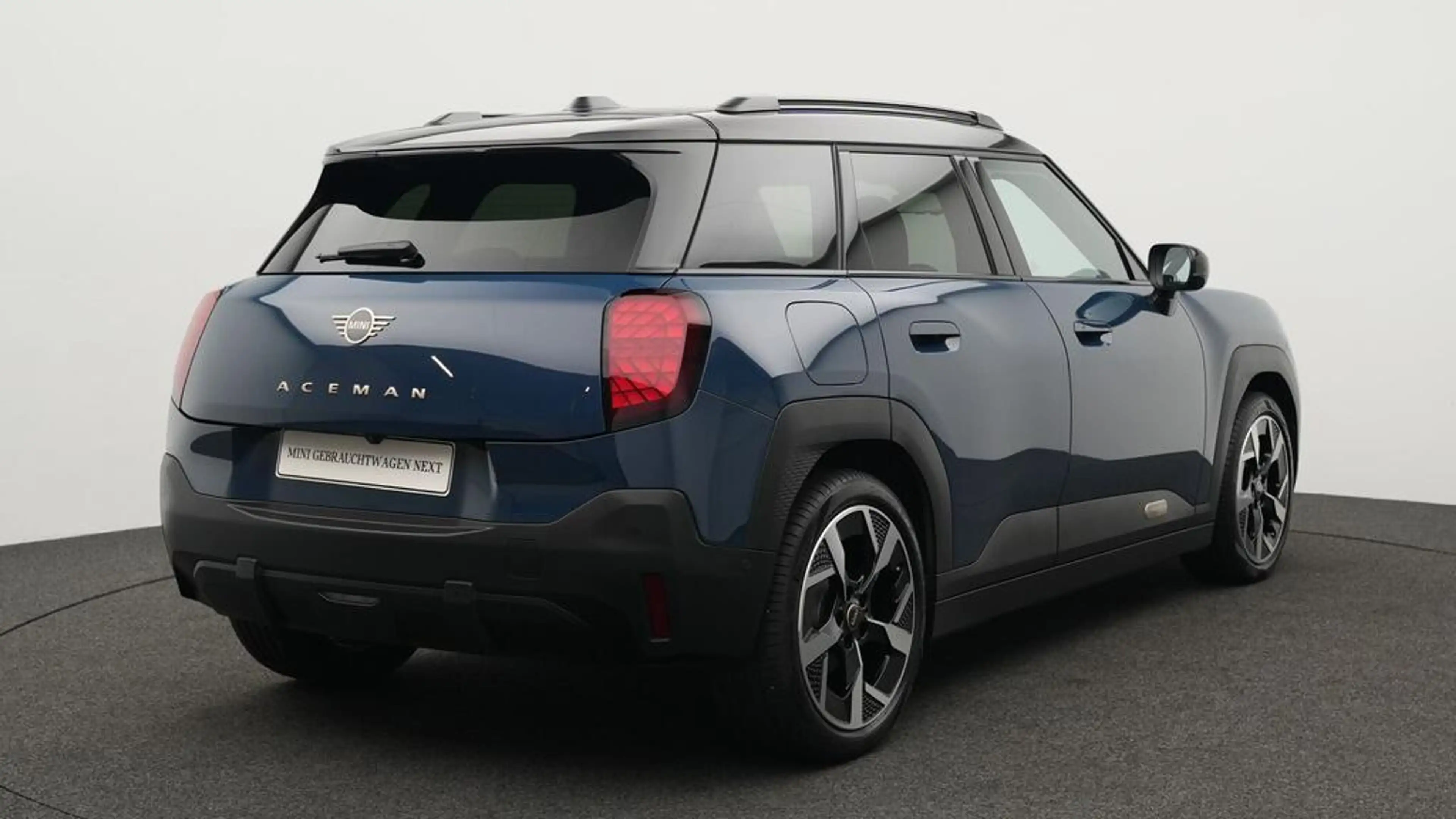 MINI Aceman Classic Trim — photo 6