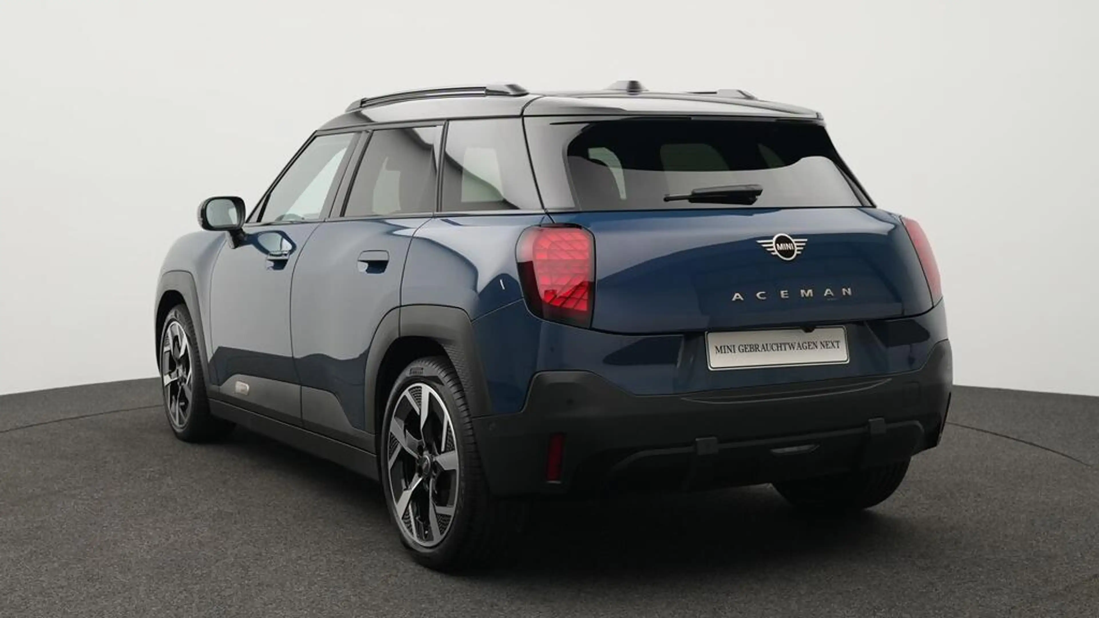 MINI Aceman Classic Trim — photo 4