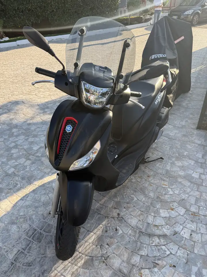 Piaggio Medley 125