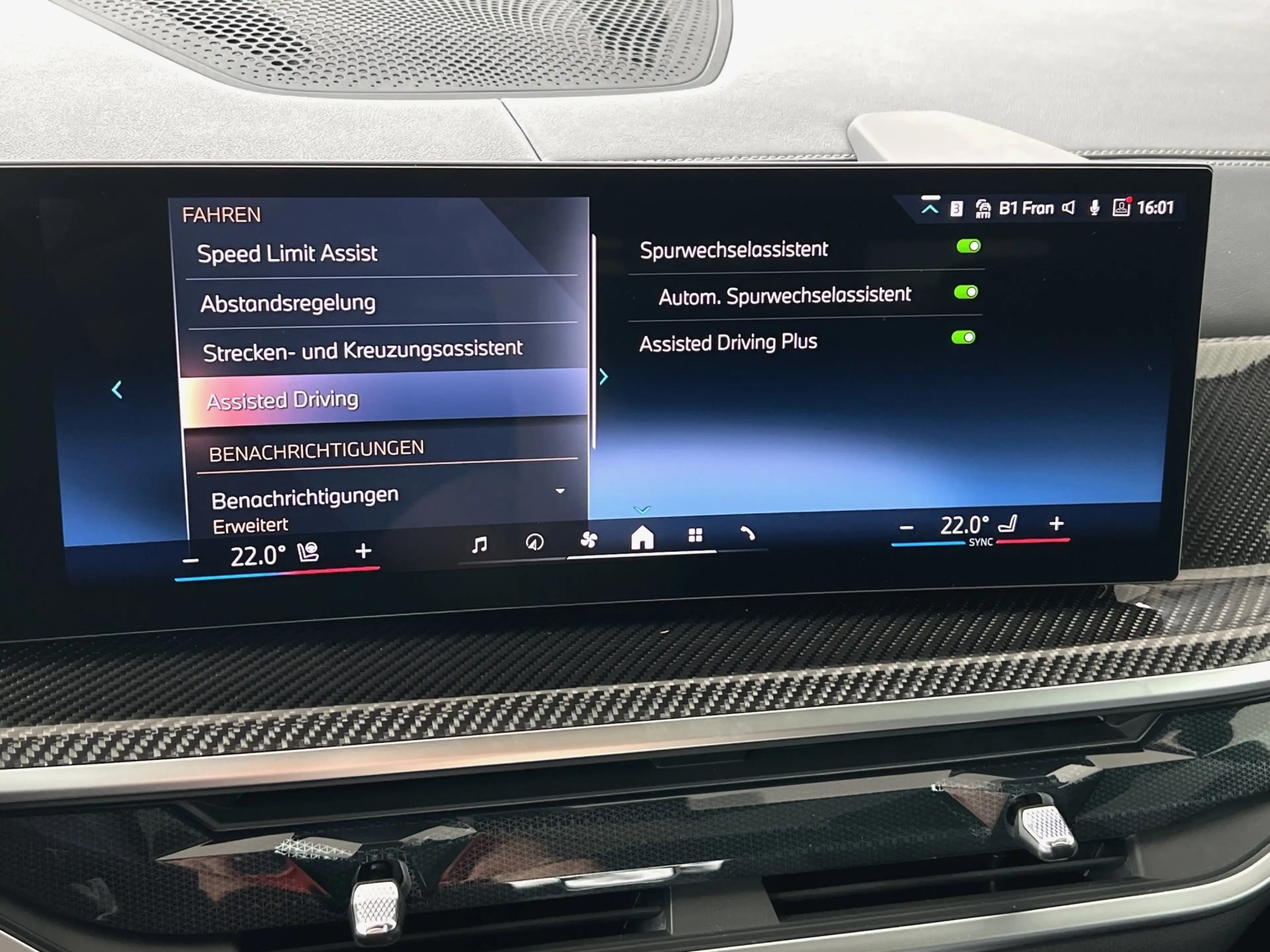 BMW X5 xDrive40d M-Pro AUTOBAHNASSIST LUFT SkyLounge — photo 13