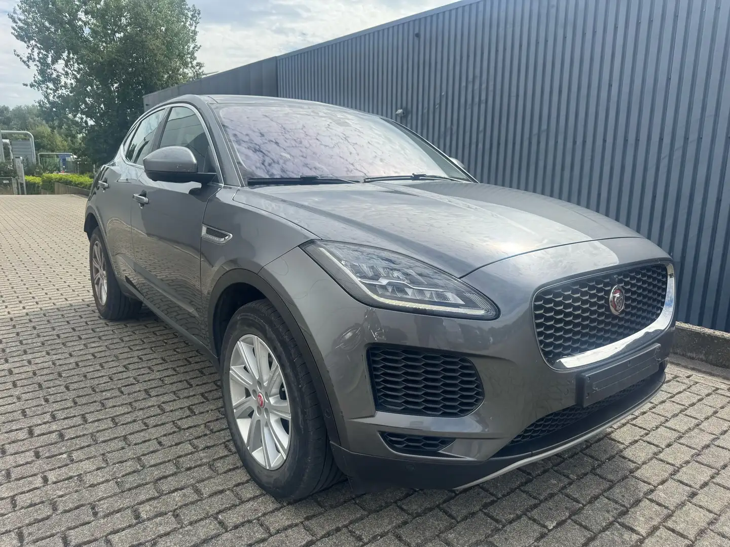 Jaguar E-Pace E-Pace 2.0 D AWD R-Dynamic (EU6.2) Gris - 1