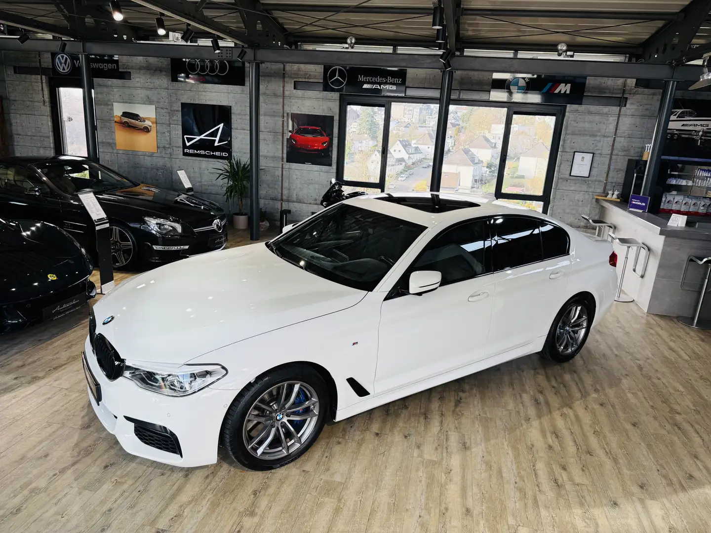 BMW 540 i M Sport*G.SHD*R.KAMERA*HEADUP*LEDER* Blanc - 2