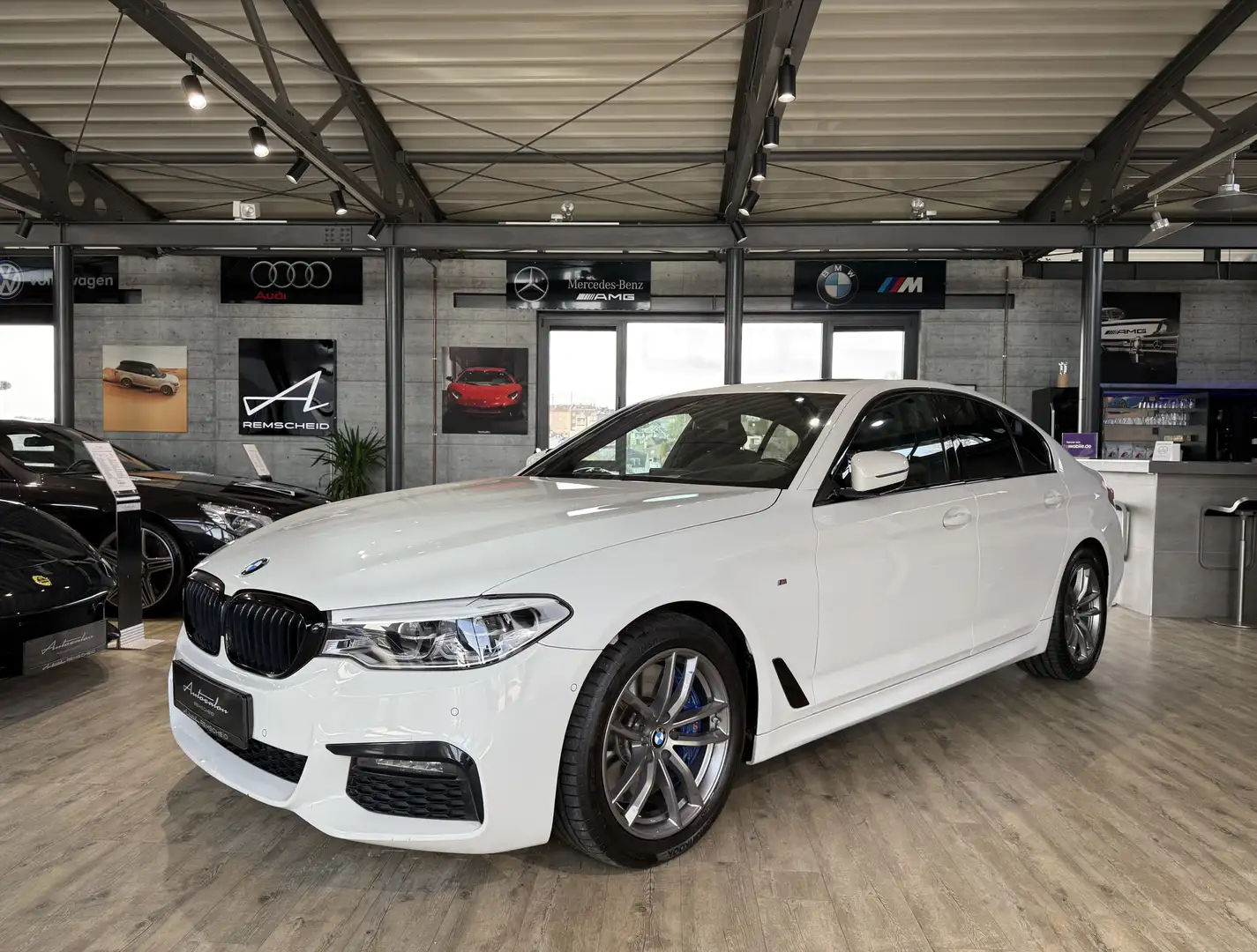 BMW 540 i M Sport*G.SHD*R.KAMERA*HEADUP*LEDER* Blanc - 1