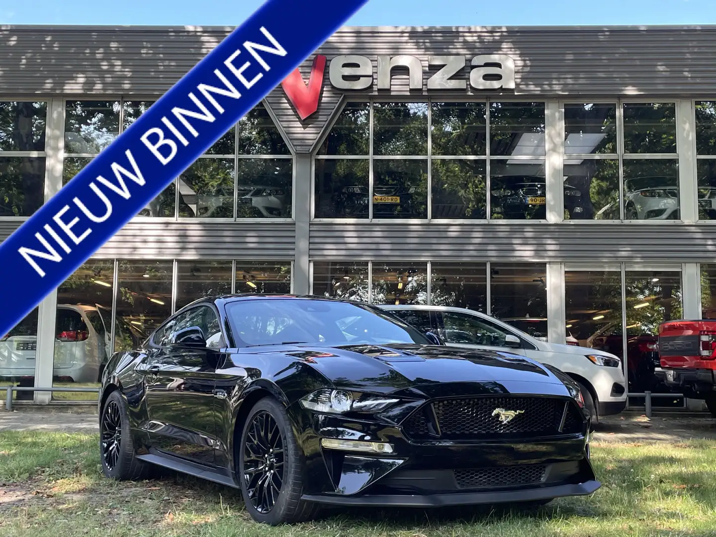 Ford Mustang Fastback 5.0 V8 GT Premium Pack Noir - 1