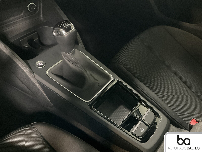 Audi Q2 Q2 30 TFSI advanced LED/2zAAC/Navi/Multi/APS Klima — photo 11