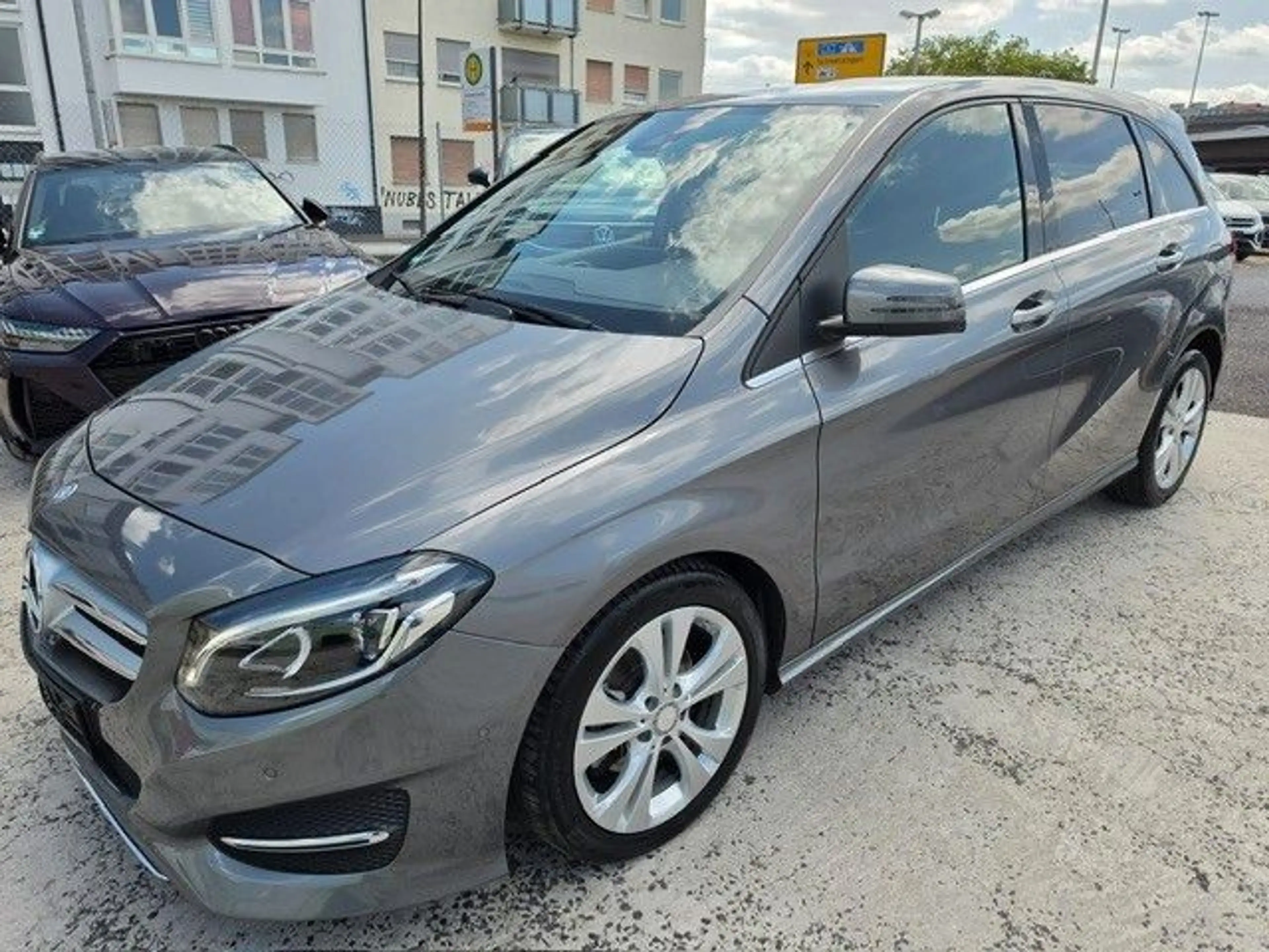Mercedes-Benz B 220 2,1 CDI  130 kW  AUTOMATIK*KAMERA