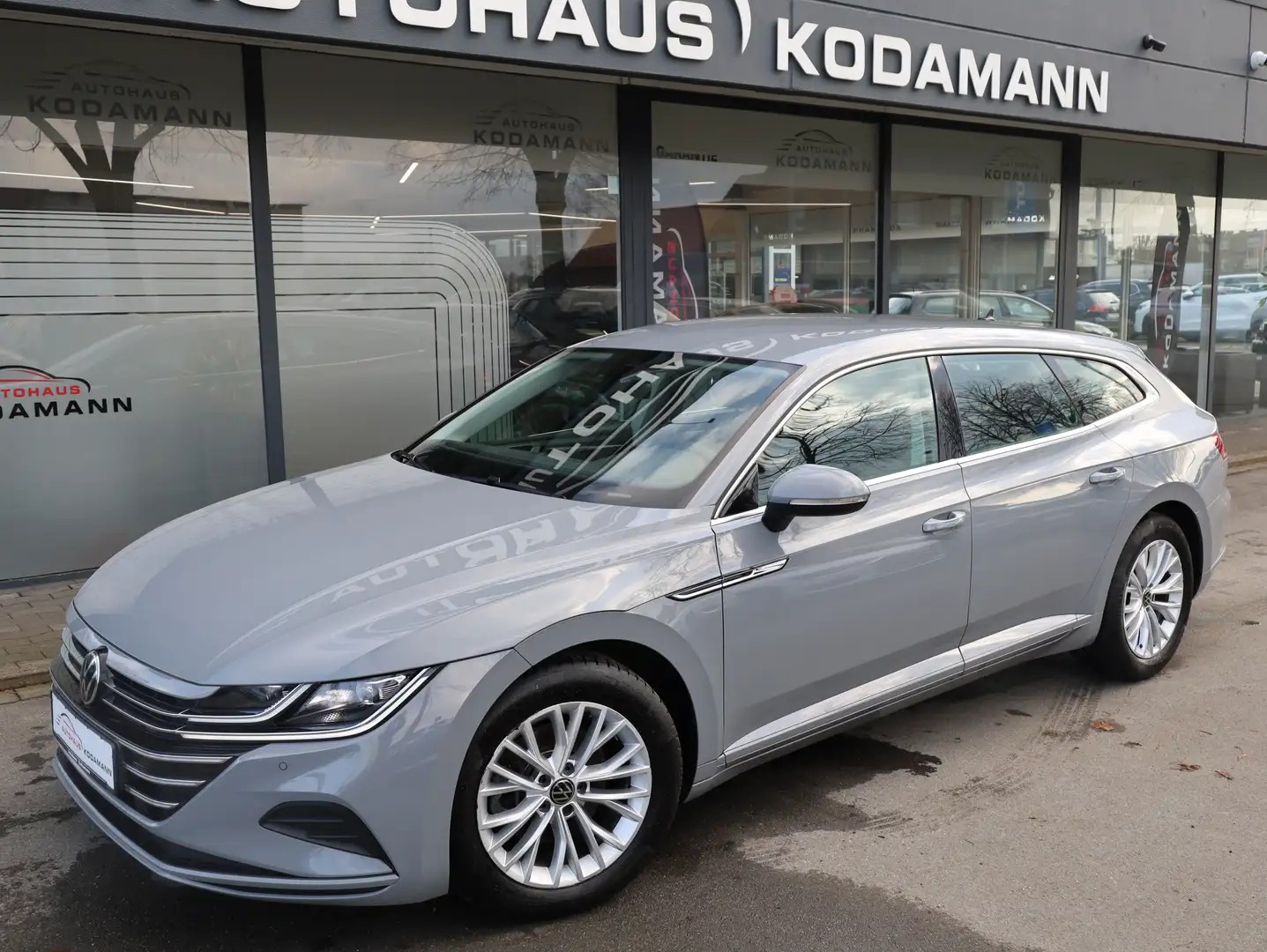 Volkswagen Arteon Shooting Brake 2.0TDI*Virtual*Keyless*LED Grau - 2
