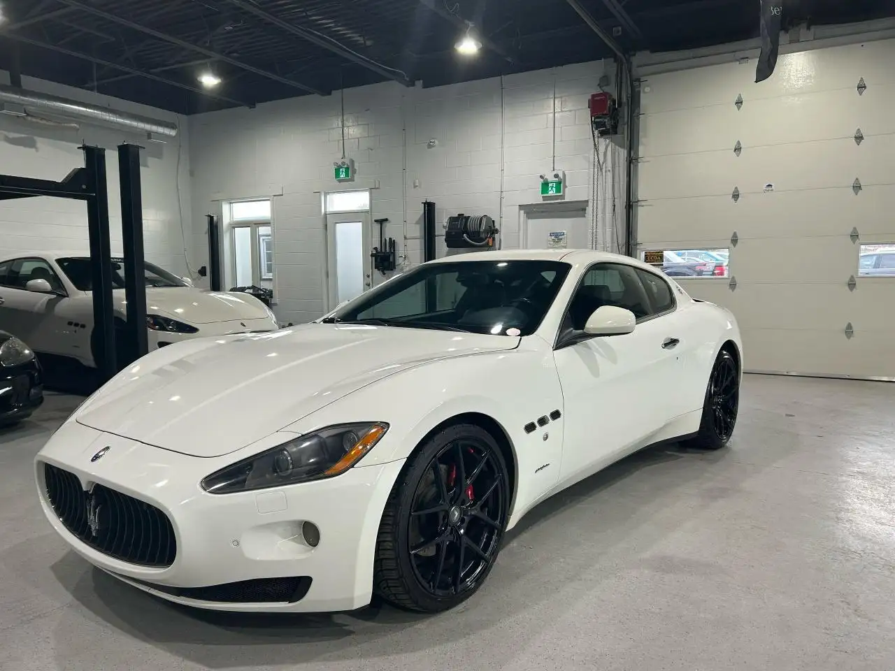 Maserati GranTurismo снимка Maserati GranTurismo