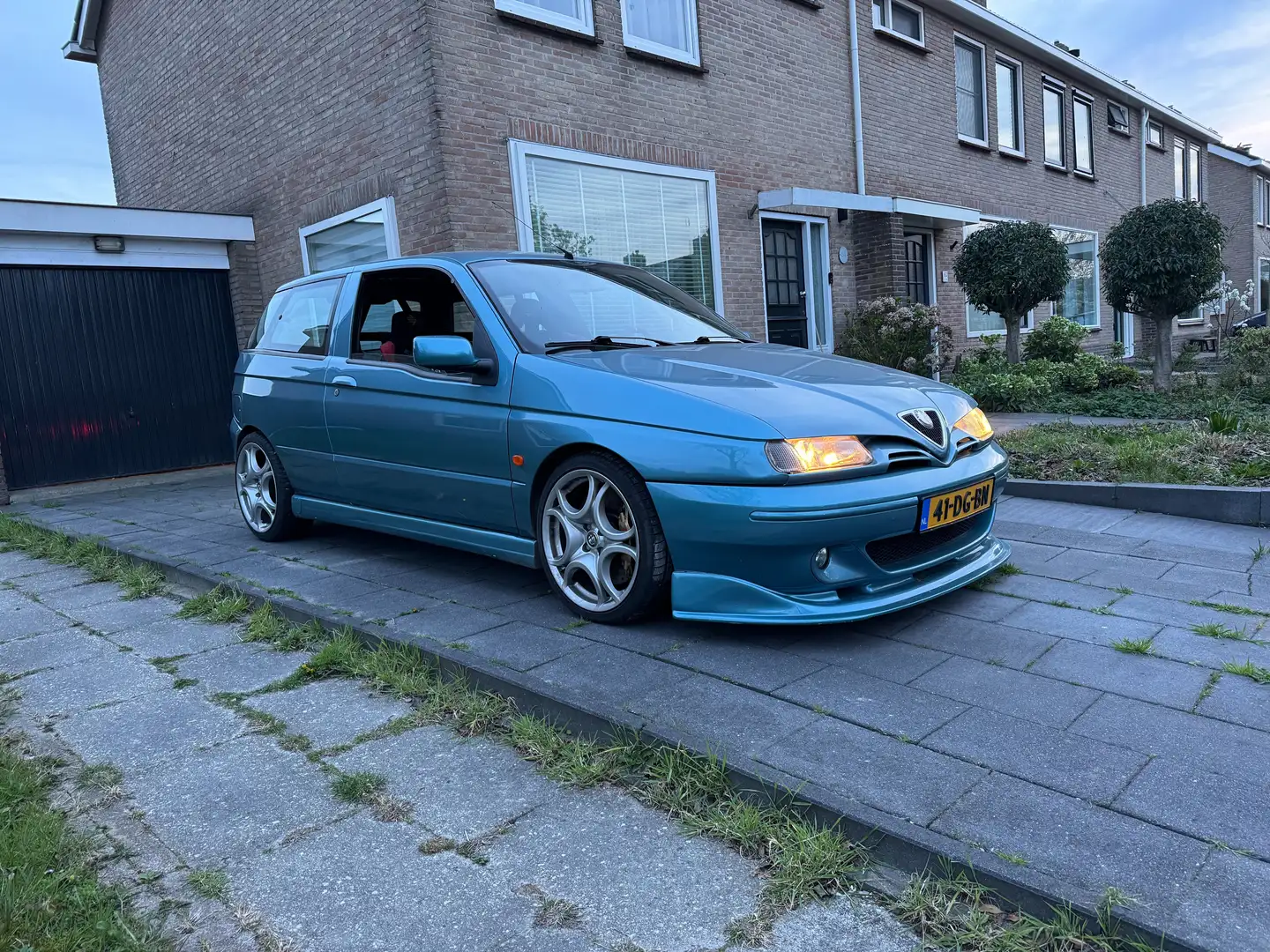 Alfa Romeo 145 145 2.0 QV Bleu - 2