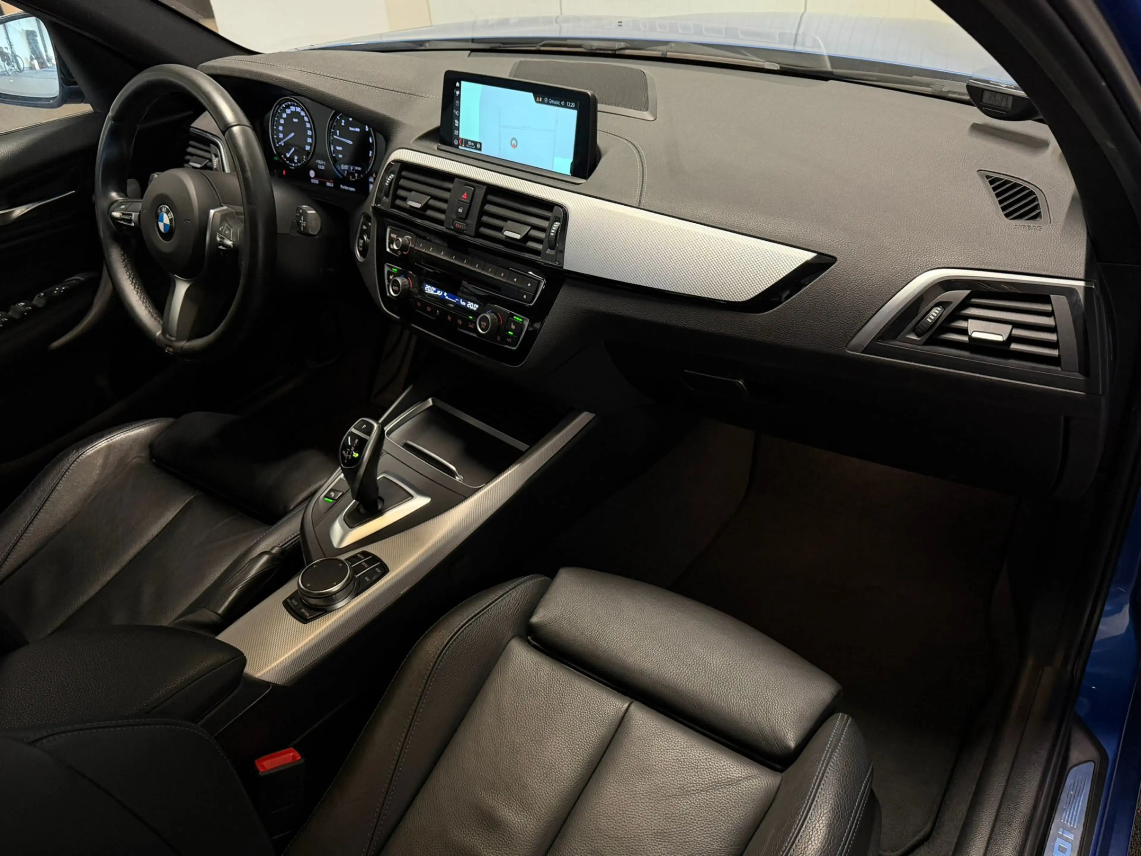 BMW 140 1-serie M140i Special Edition Estoril Blauw Dealer — photo 22