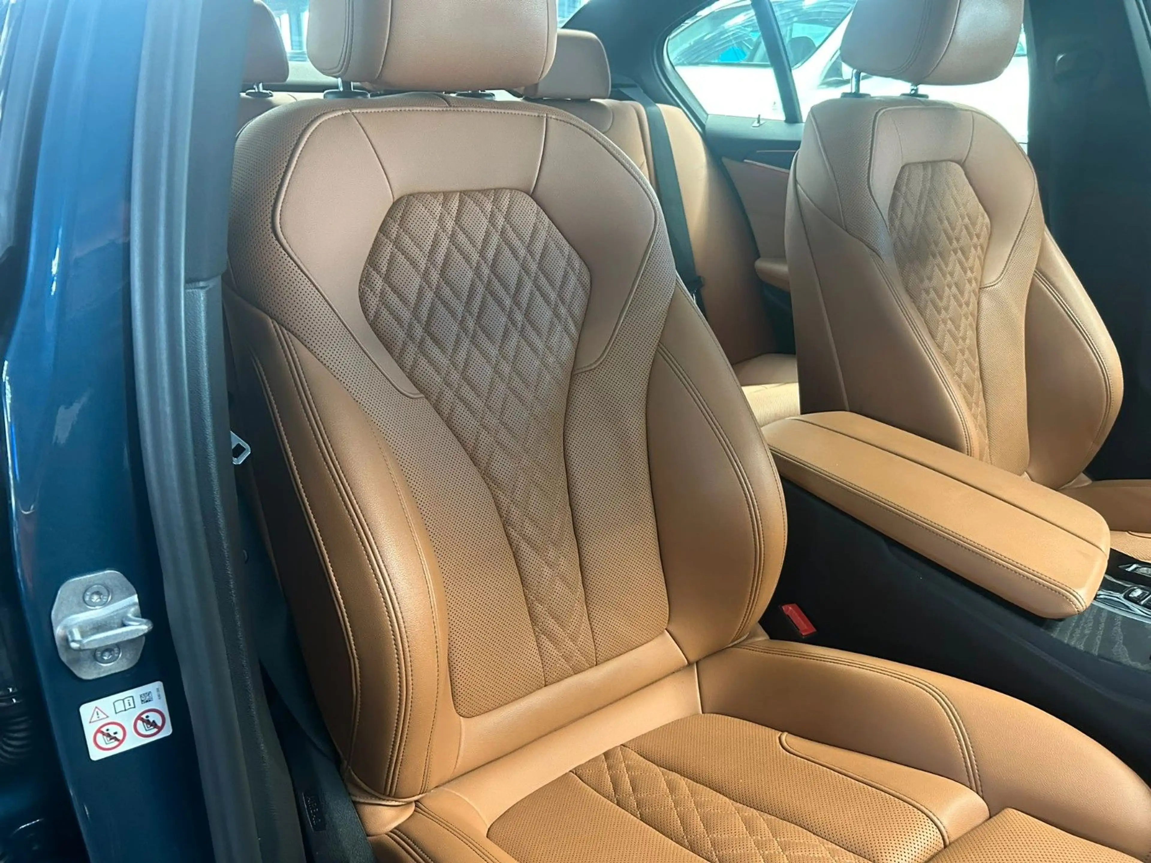 BMW 530 d xDrive*HEAD-UP*GLASDACH*LASER*AMBIENTE* — photo 5