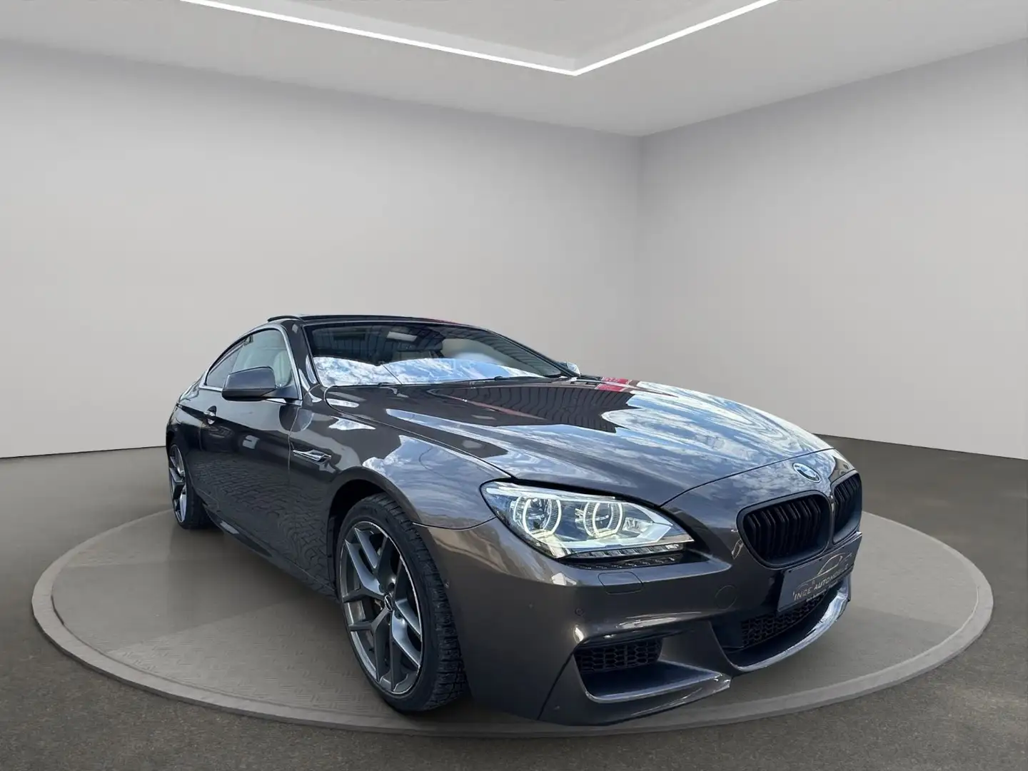 BMW 640 6 Coupe 640 i*Checkheftgepflegt*top Ausstattung* Marrone - 2