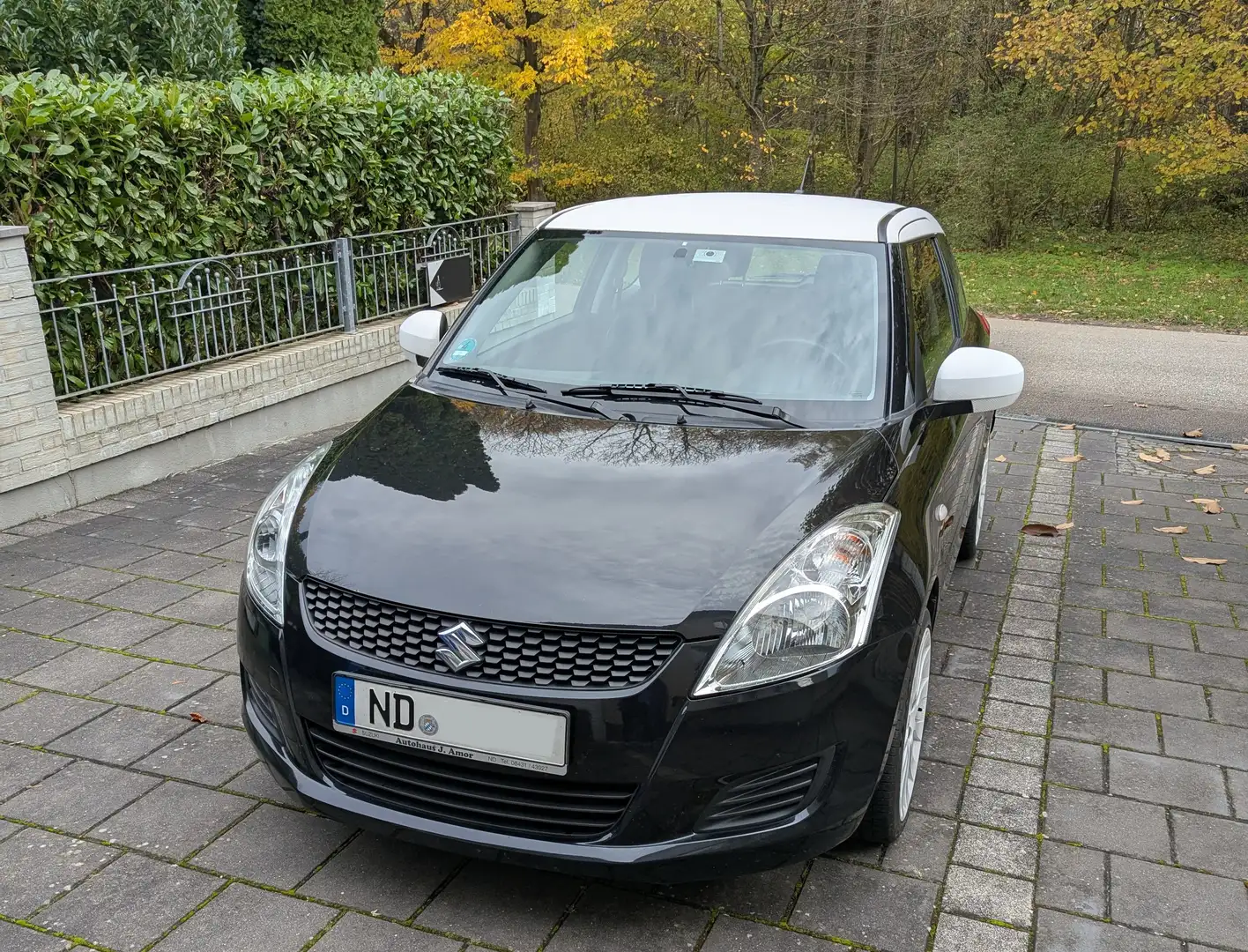 Suzuki Swift Swift  3-Türer 1.2 BlackWhite Schwarz - 1
