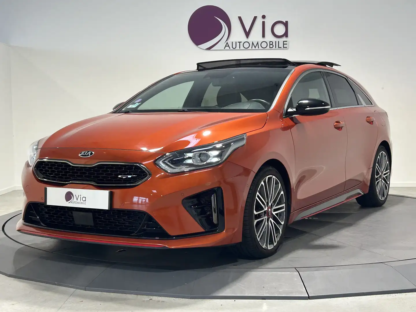 Kia ProCeed / pro_cee'd 1.6 T-GDi 204 ch ISG DCT7 GT Oranje - 1