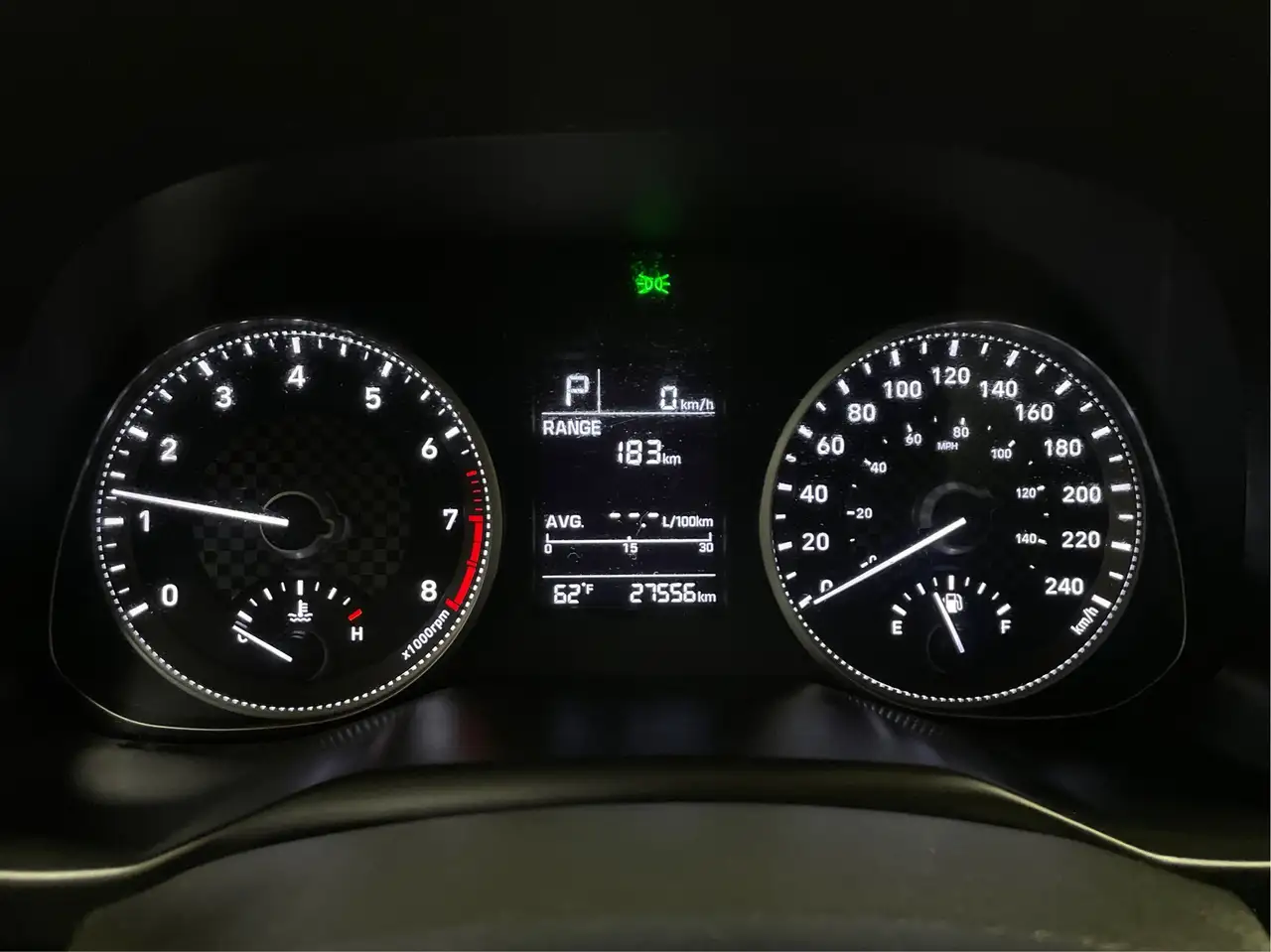 Hyundai ELANTRA снимка Hyundai ELANTRA