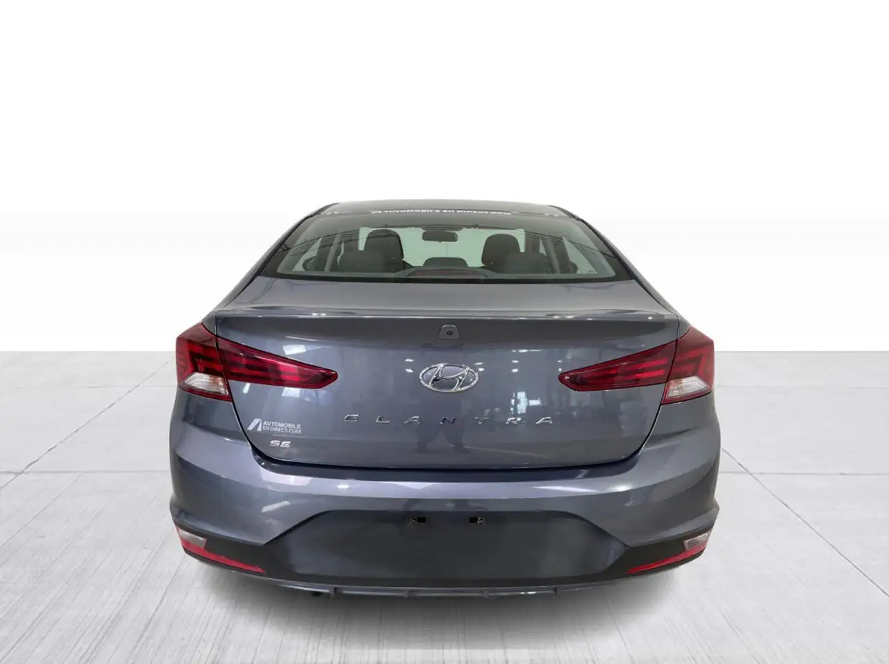 Hyundai ELANTRA снимка Hyundai ELANTRA