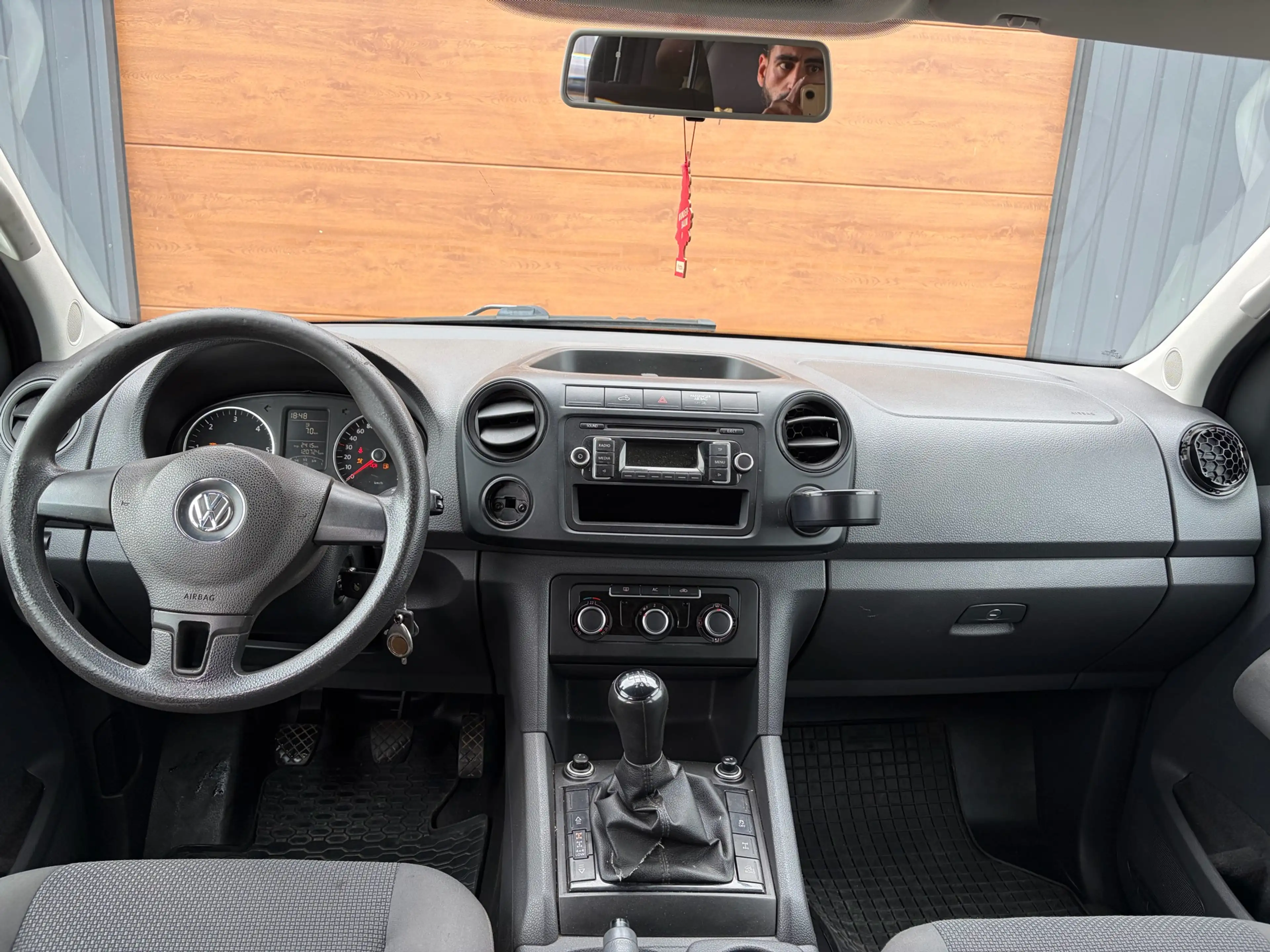 Volkswagen Amarok DoubleCab Startline BiTDI — photo 10
