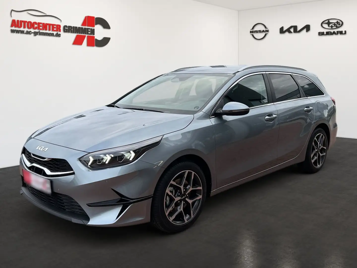 Kia Ceed SW / cee'd SW CEED SW 1.5T 140 ULTIMATE STYLE Silber - 1