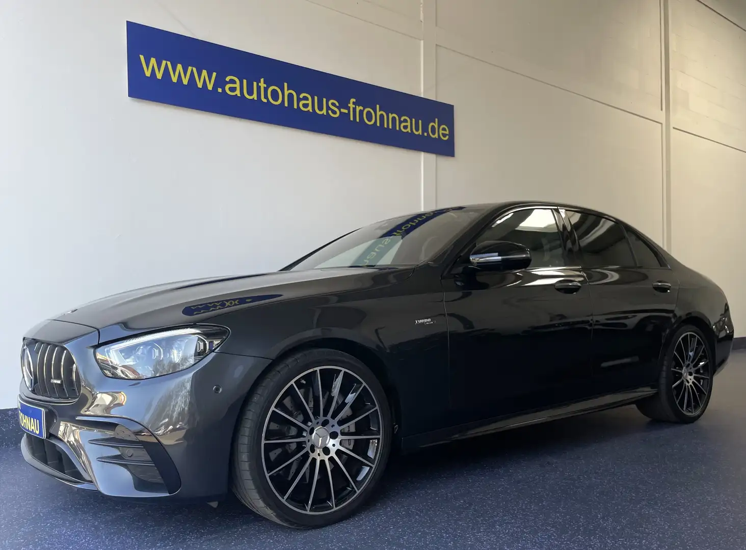 Mercedes-Benz E 53 AMG 4Matic+ Pano Vollleder 20"Alu AHK Burmester ACC Grau - 1