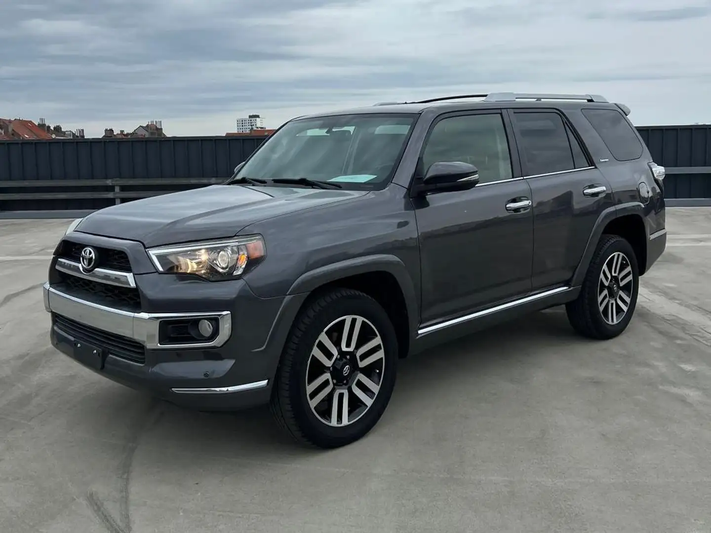 Toyota 4-Runner LIMITED-4WD-FULL-ONLY FOR EXPORT OUT OF EUROPE Grau - 1