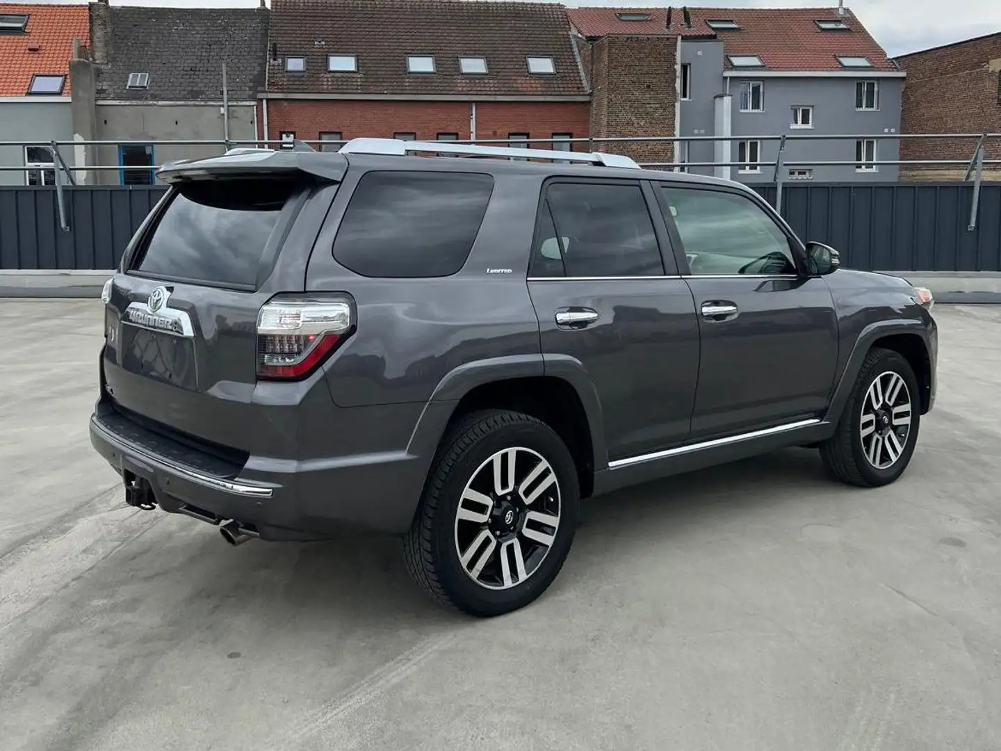 Toyota 4-Runner LIMITED-4WD-FULL-ONLY FOR EXPORT OUT OF EUROPE Grau - 2