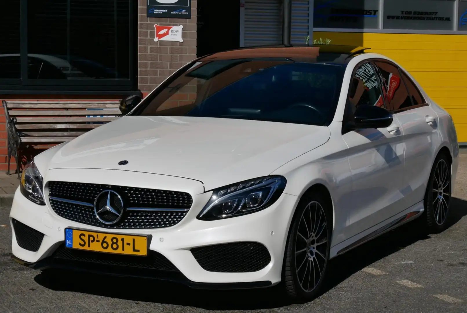 Mercedes-Benz C 180 CDI amg.Sport Edition Premium Plus. pano. memory. Wit - 2