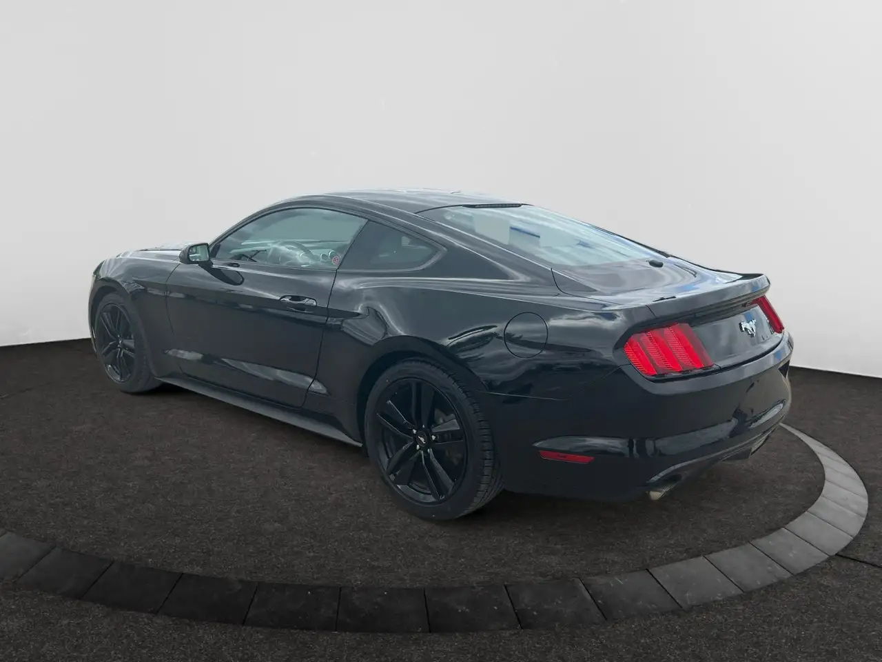 Ford Mustang снимка Ford Mustang