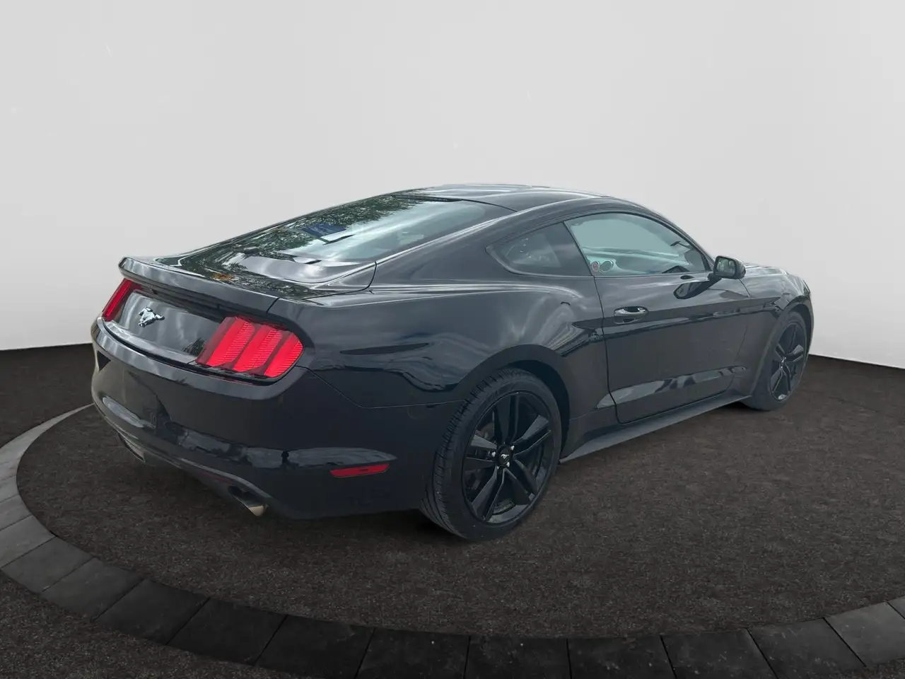 Ford Mustang снимка Ford Mustang