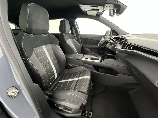 Opel Grandland view 9