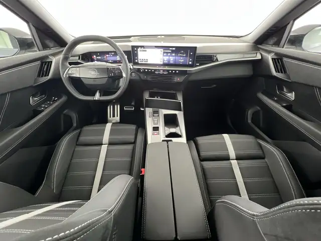 Opel Grandland view 6