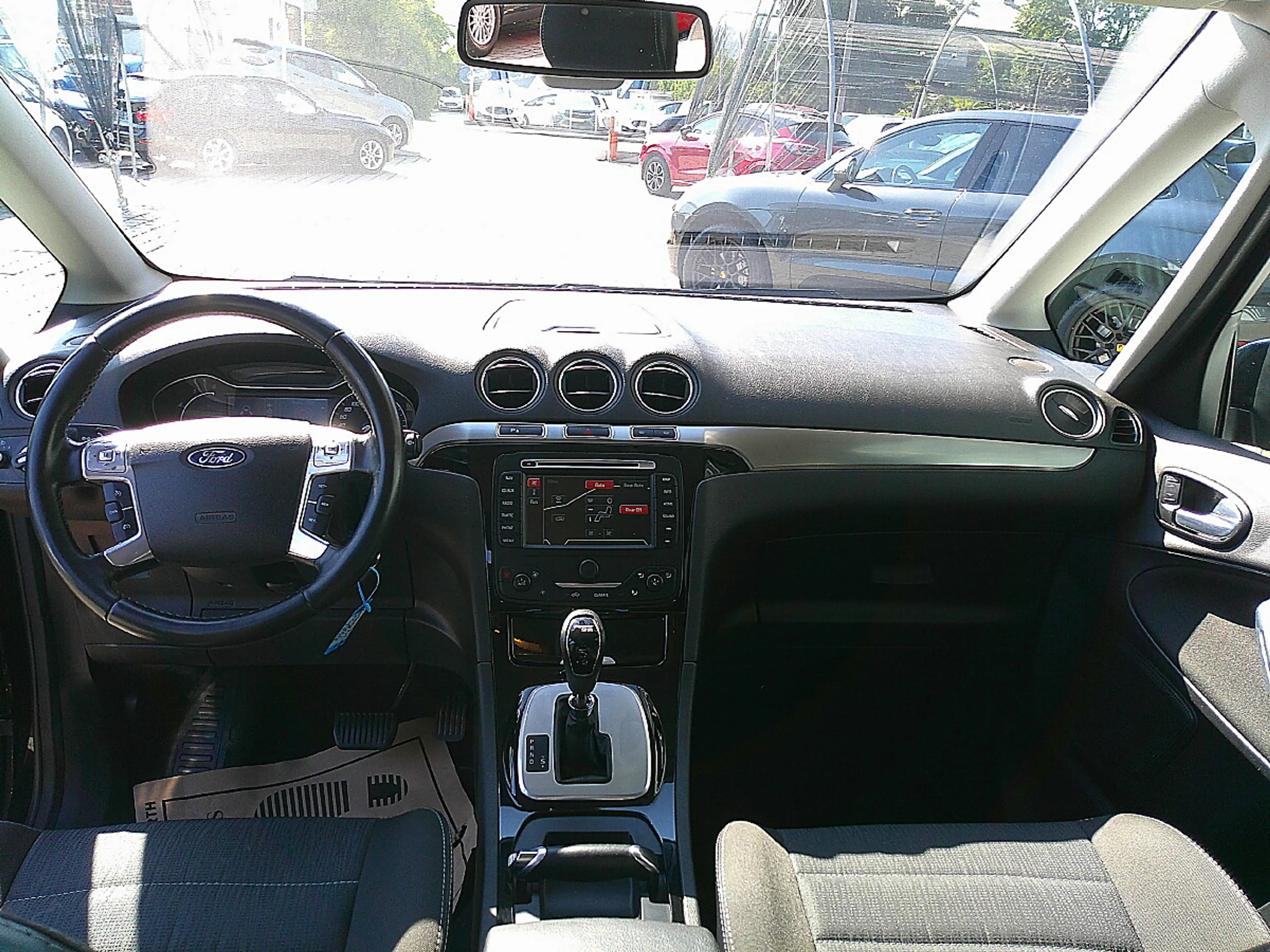 Ford Galaxy Titanium 2,0 TDCi DPF Aut. — photo 14