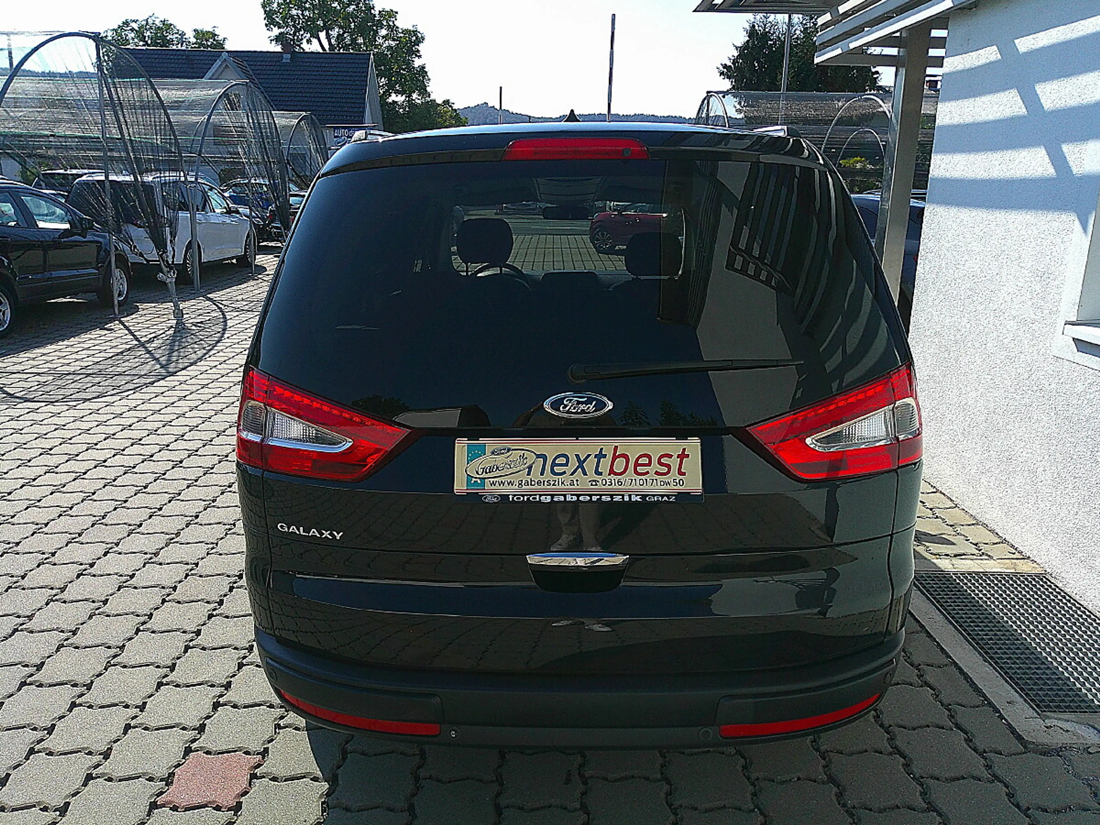 Ford Galaxy Titanium 2,0 TDCi DPF Aut. — photo 3