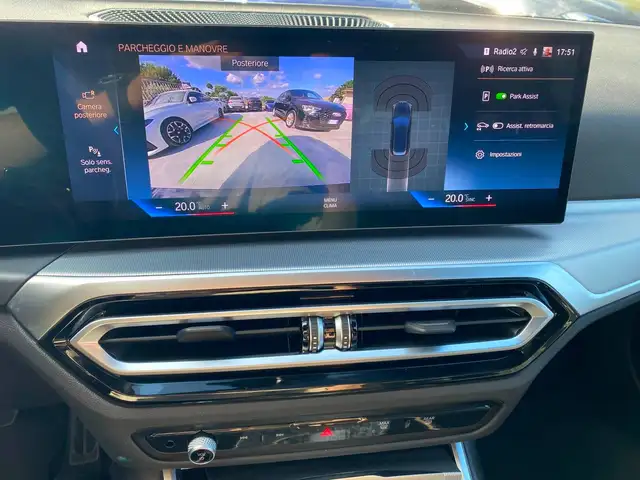 BMW 3 Series view 10
