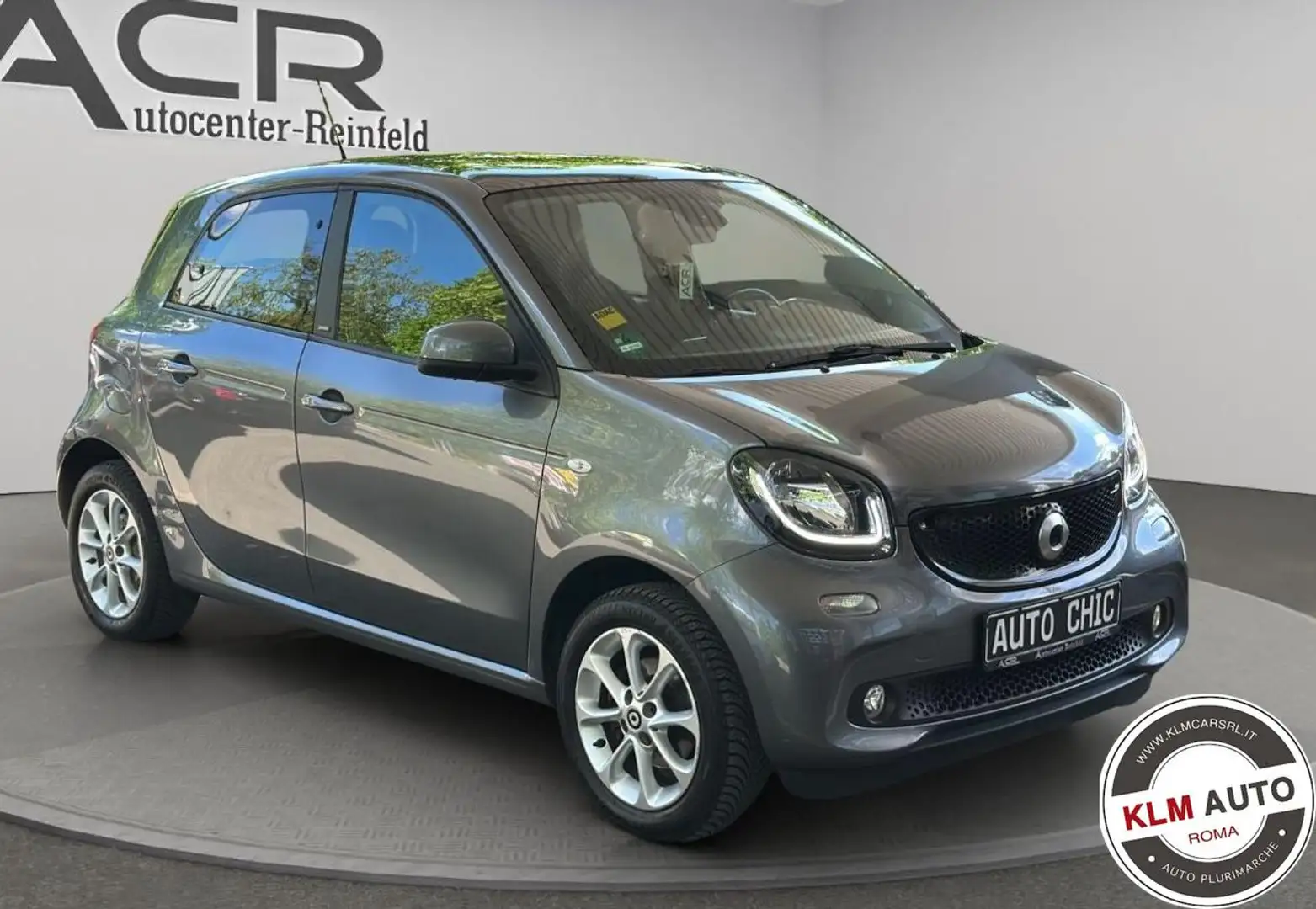 smart forFour 70 1.0 Passion + tetto panoramico + garanzia Grijs - 2