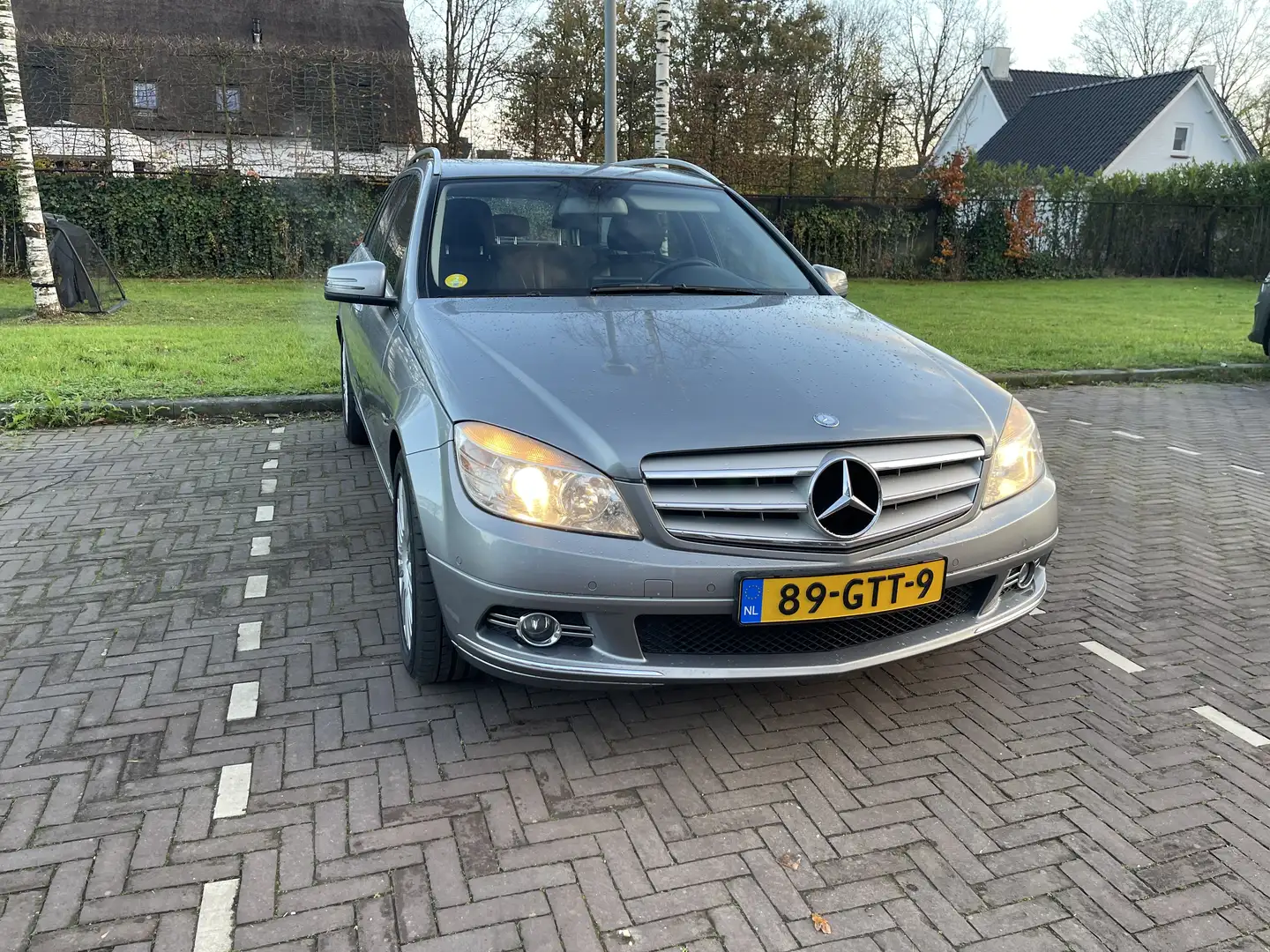 Mercedes-Benz C 280 Avantgarde Grau - 1