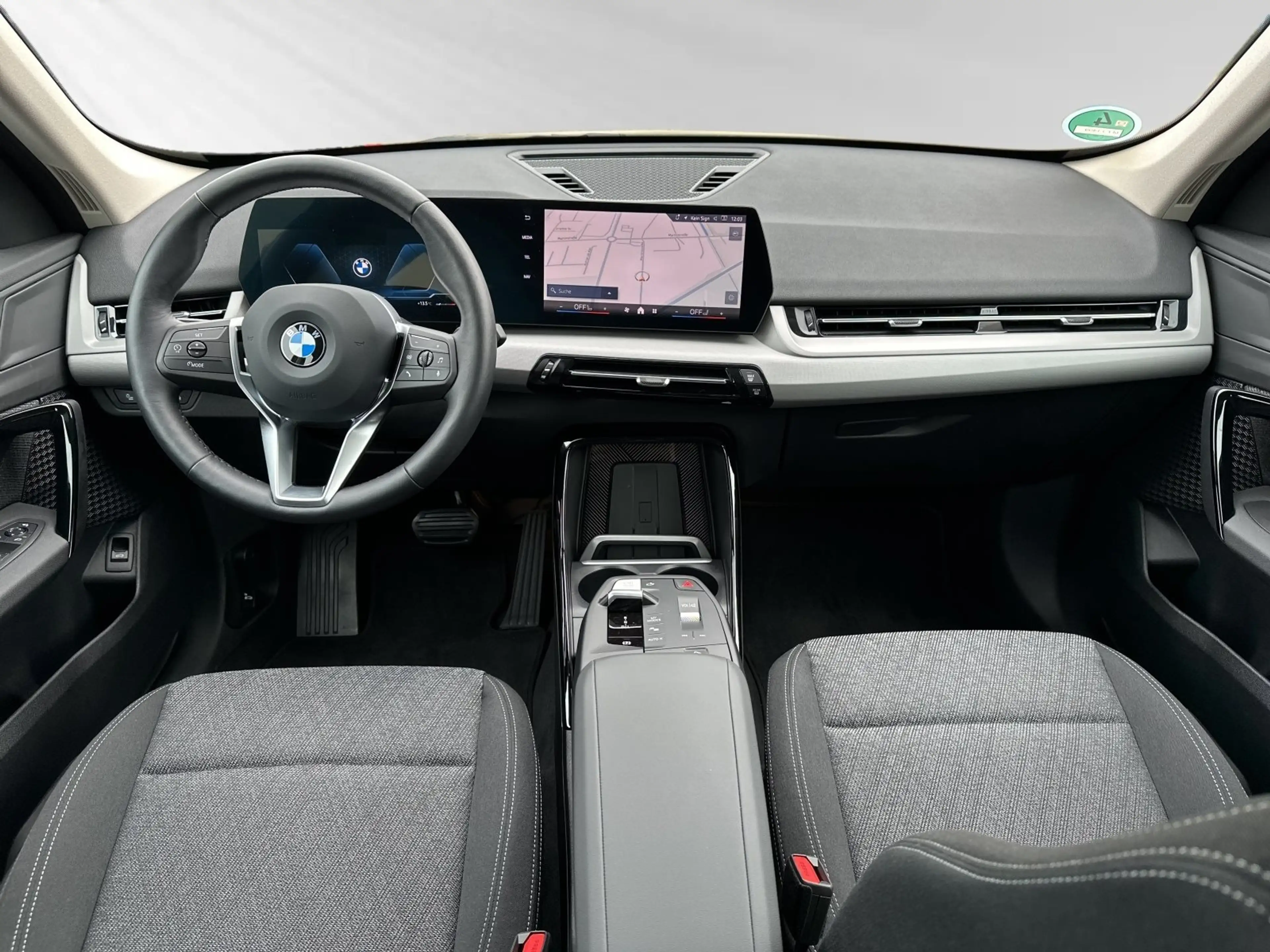 BMW X1 sDrive20d AHK|17"LM|ParkingAssistant — photo 9