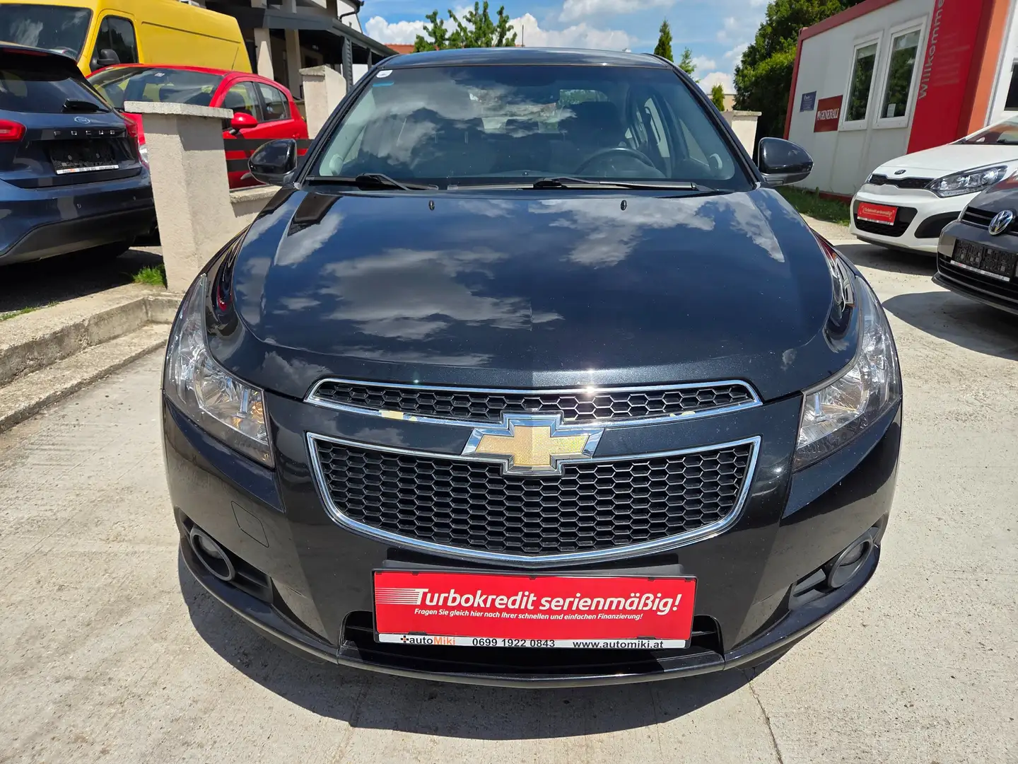 Chevrolet Cruze 1,6 Benzin Schwarz - 2