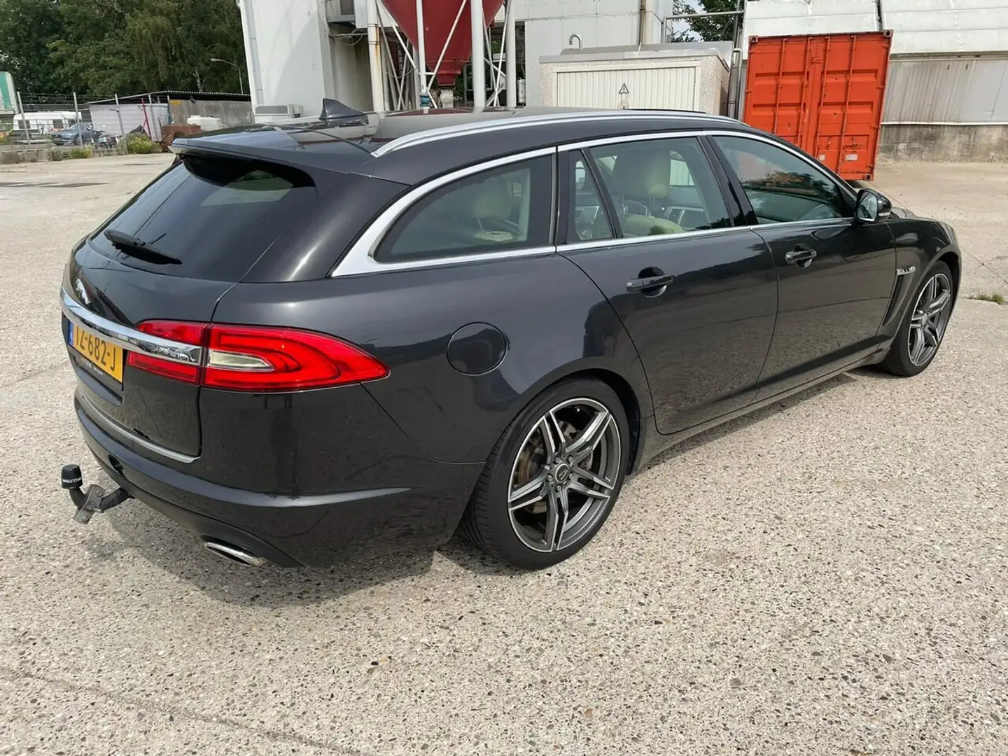 Jaguar XF Sportbrake 2.2D Grijs - 2