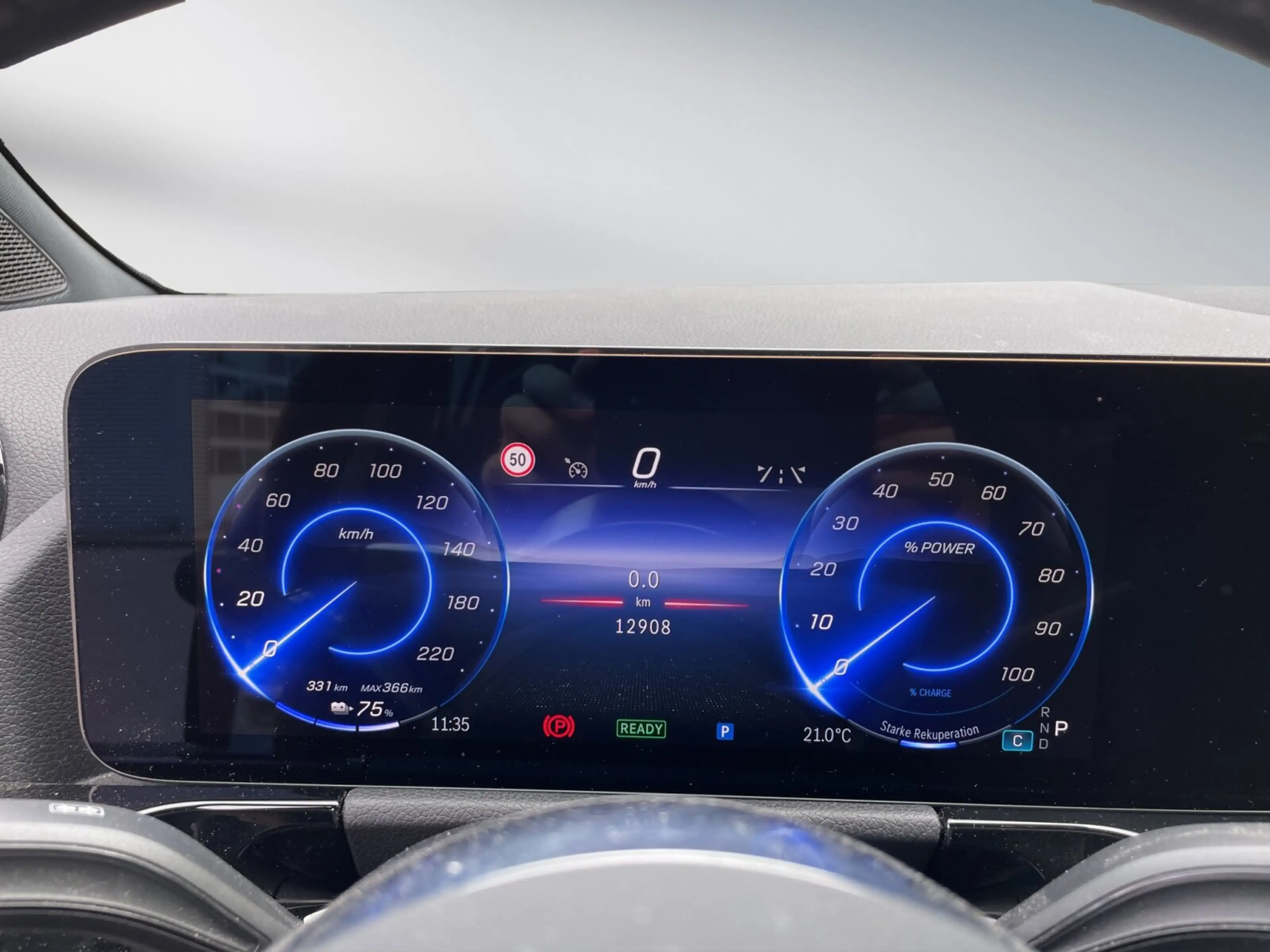 Mercedes-Benz EQA 300 EQA 300 4M MEMORY*AMBIENTE*LED*SHZ*CARPLAY*etc. — photo 12