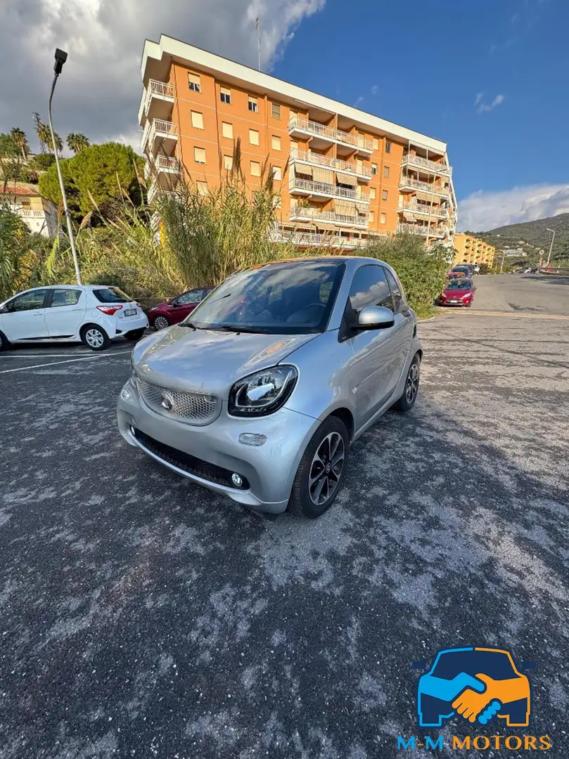 smart forTwo 70 1.0 twinamic Prime Gris - 1