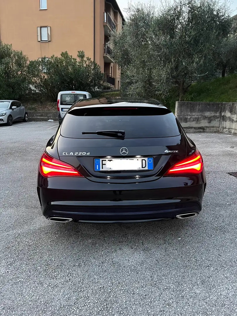 Mercedes-Benz CLA 220 Shooting Brake d Premium 4matic 170cv auto - 1