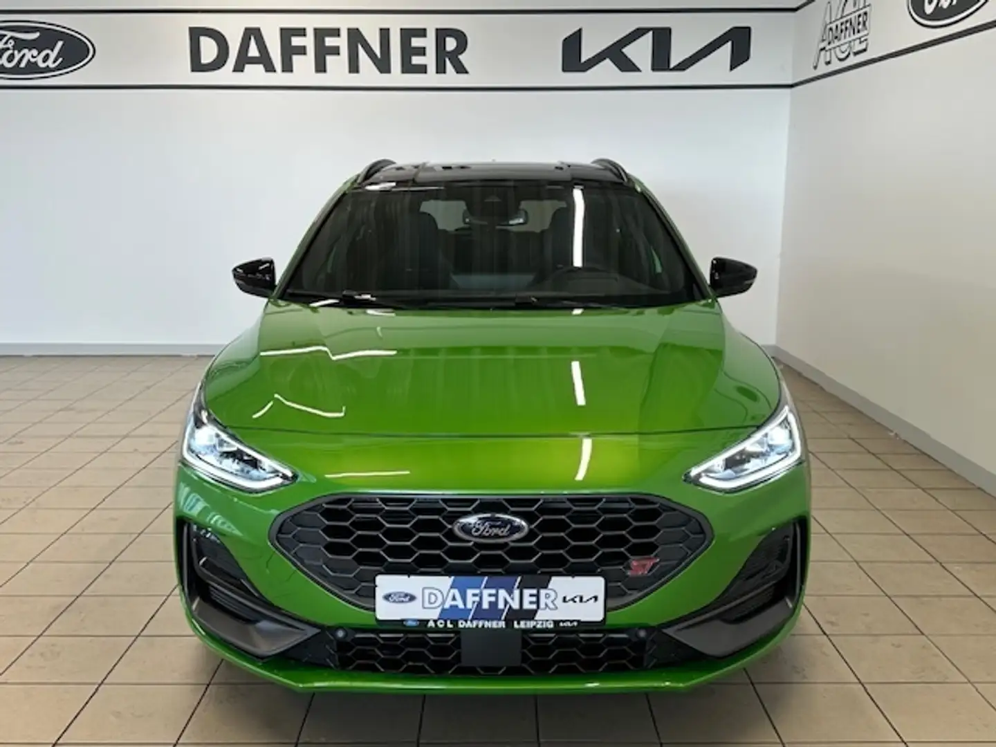 Ford Focus Turnier ST X 2.3 EcoBoost EU6e Grün - 2