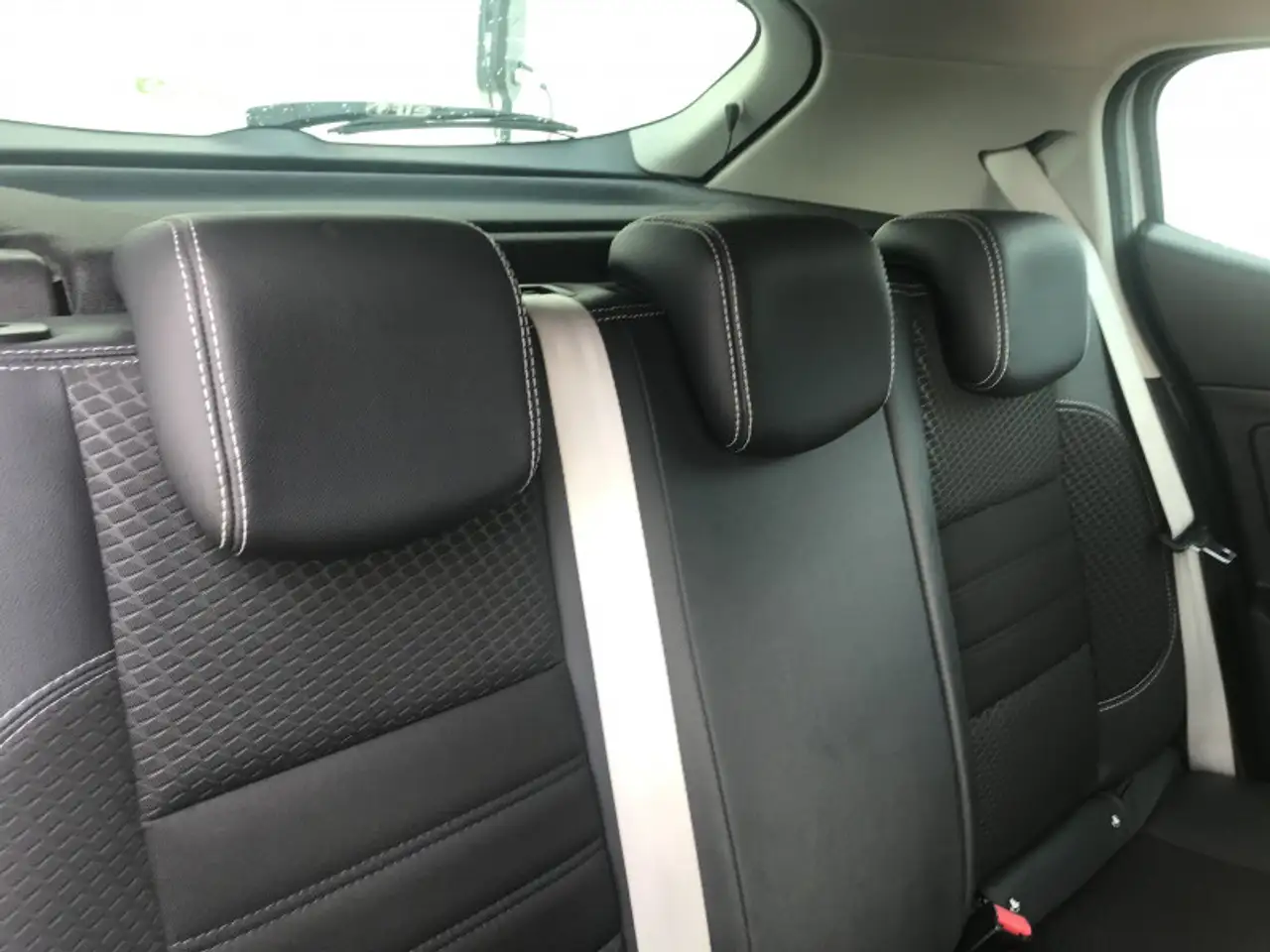 Renault Megane Berline — photo 9