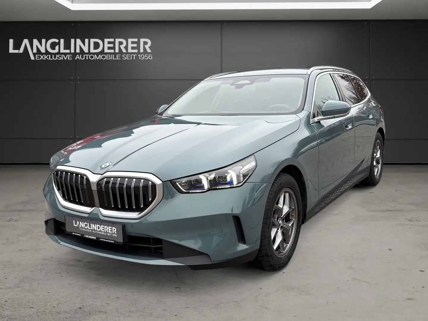 BMW 520 d Touring NP71159,- Lenkradhzg. Driving&ParkingAss Grün - 1