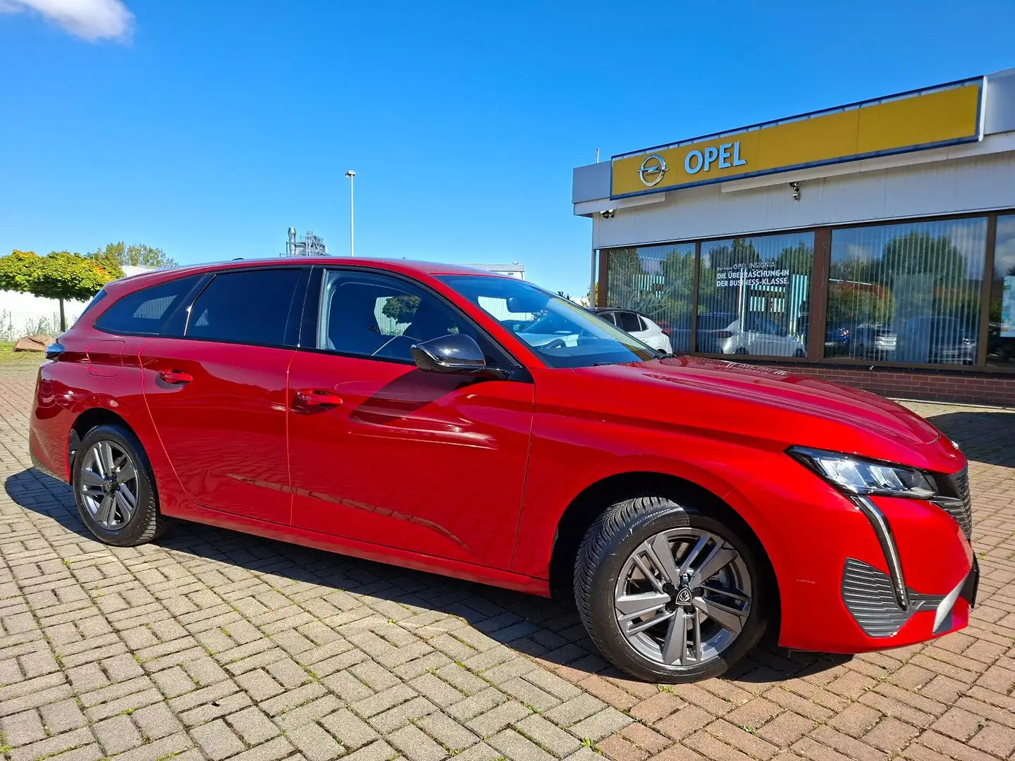 Peugeot 308 SW Allure+LED+NAVI+SHZ+360°CAM+ACC+ Rouge - 1